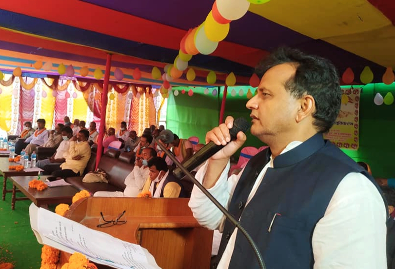 हामीमाथि प्रस्ट विभेद गरे, केपी ओलीले संघीयता मास्न खोज्दैछन् : मुख्यमन्त्री राउत