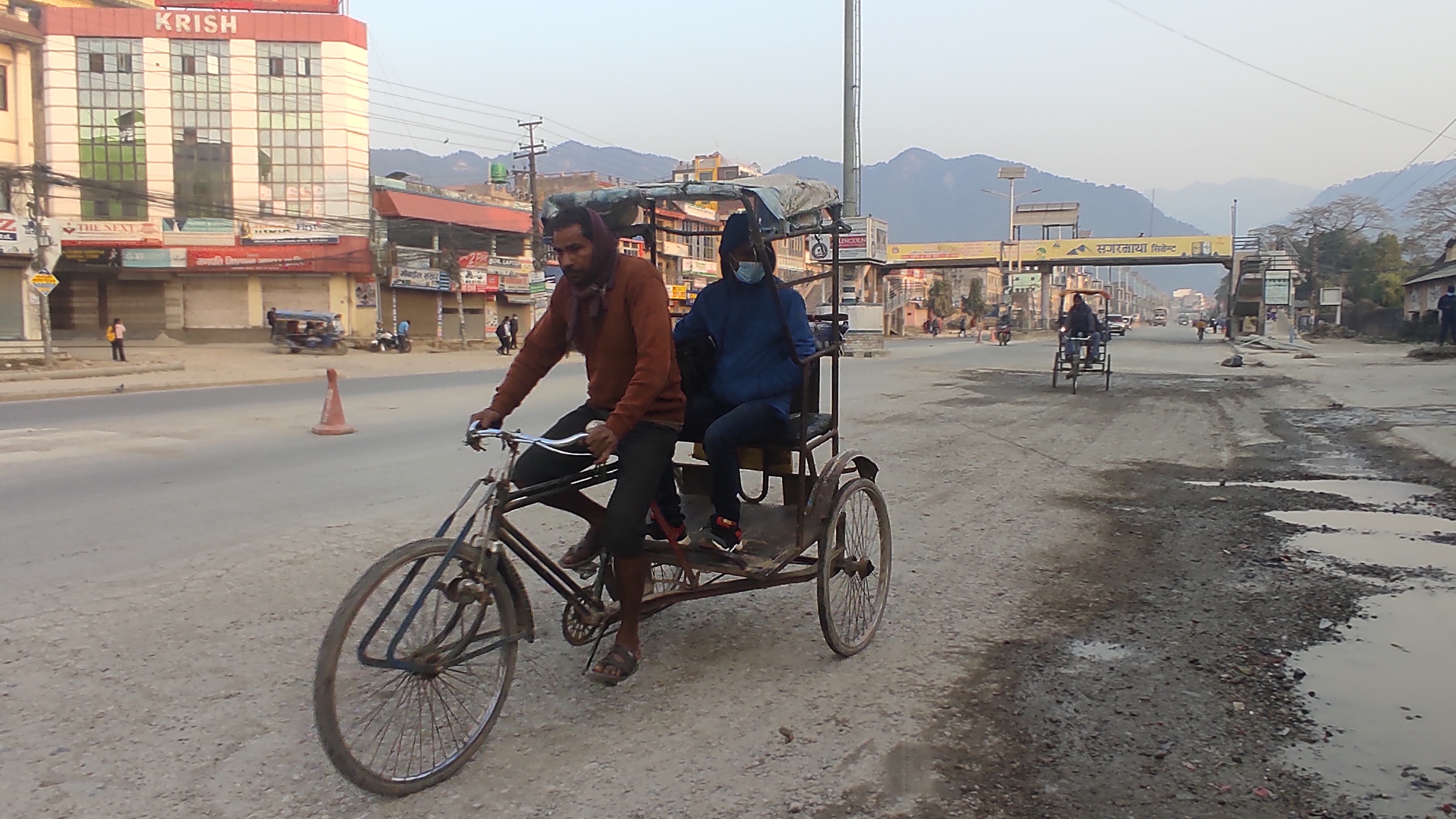 बन्दका कारण बुटवलकाे जनजीवन प्रभावित, ९ जना पक्राउ