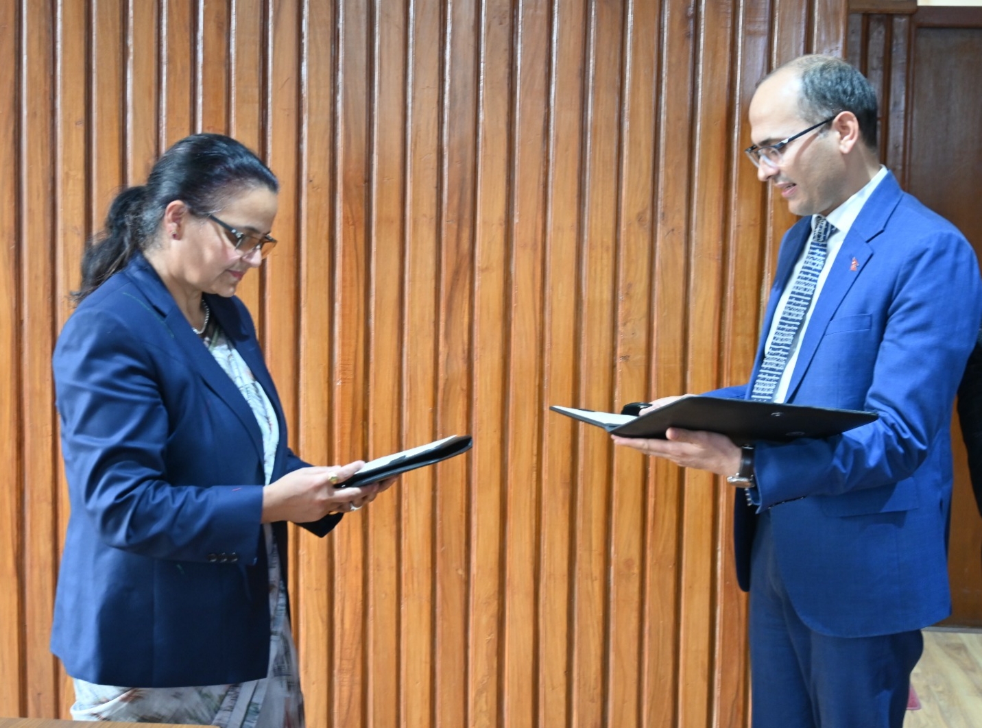 भन्सार विभागका उपमहानिर्देशक लम्सालले पाए नेपाल पुनर्बीमा कम्पनीको अध्यक्षको जिम्मेवारी