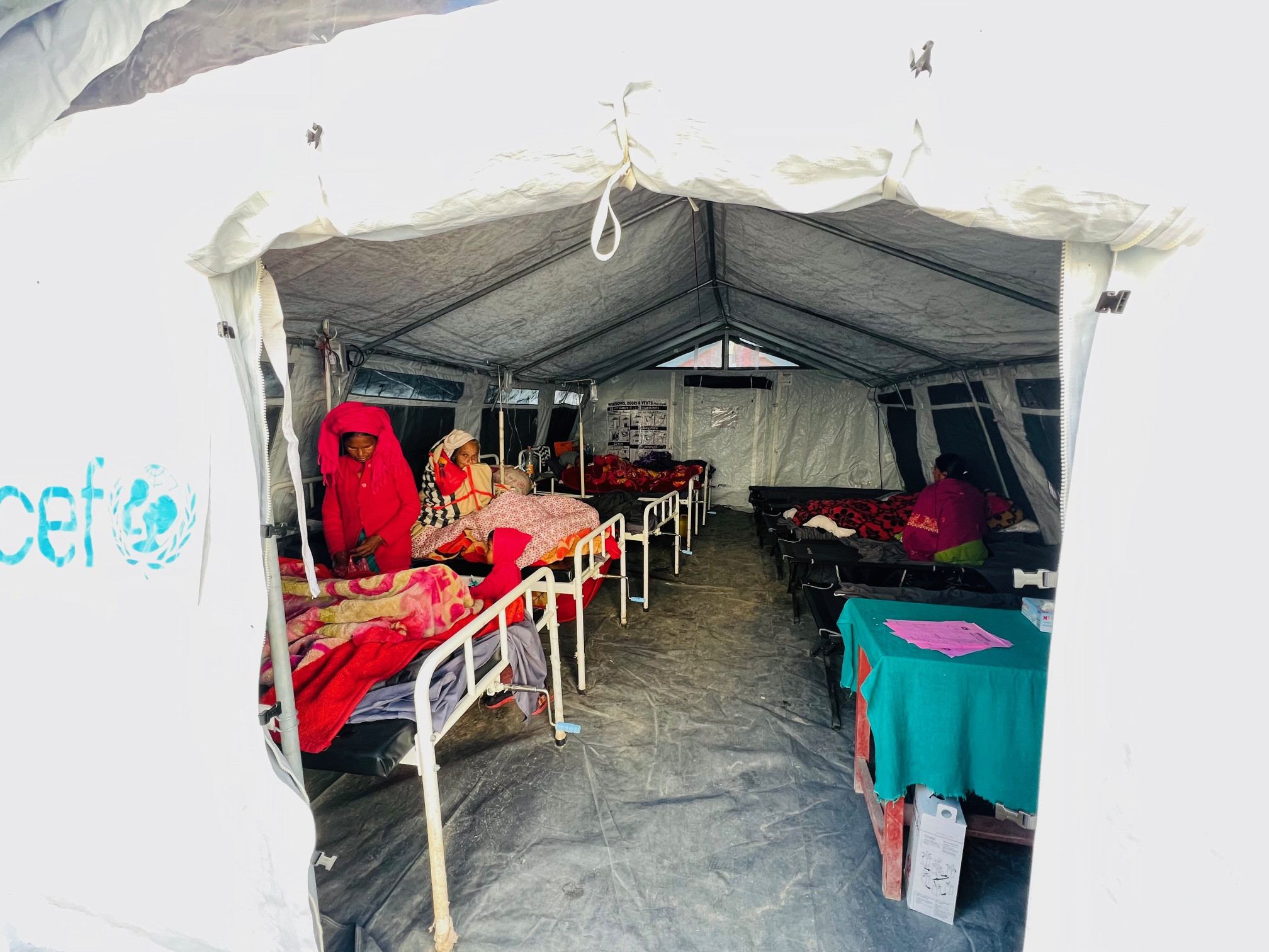 कठ्याङ्ग्रिदो चिसोमा त्रिपालमुनि एक हजार ७६ सुत्केरी 