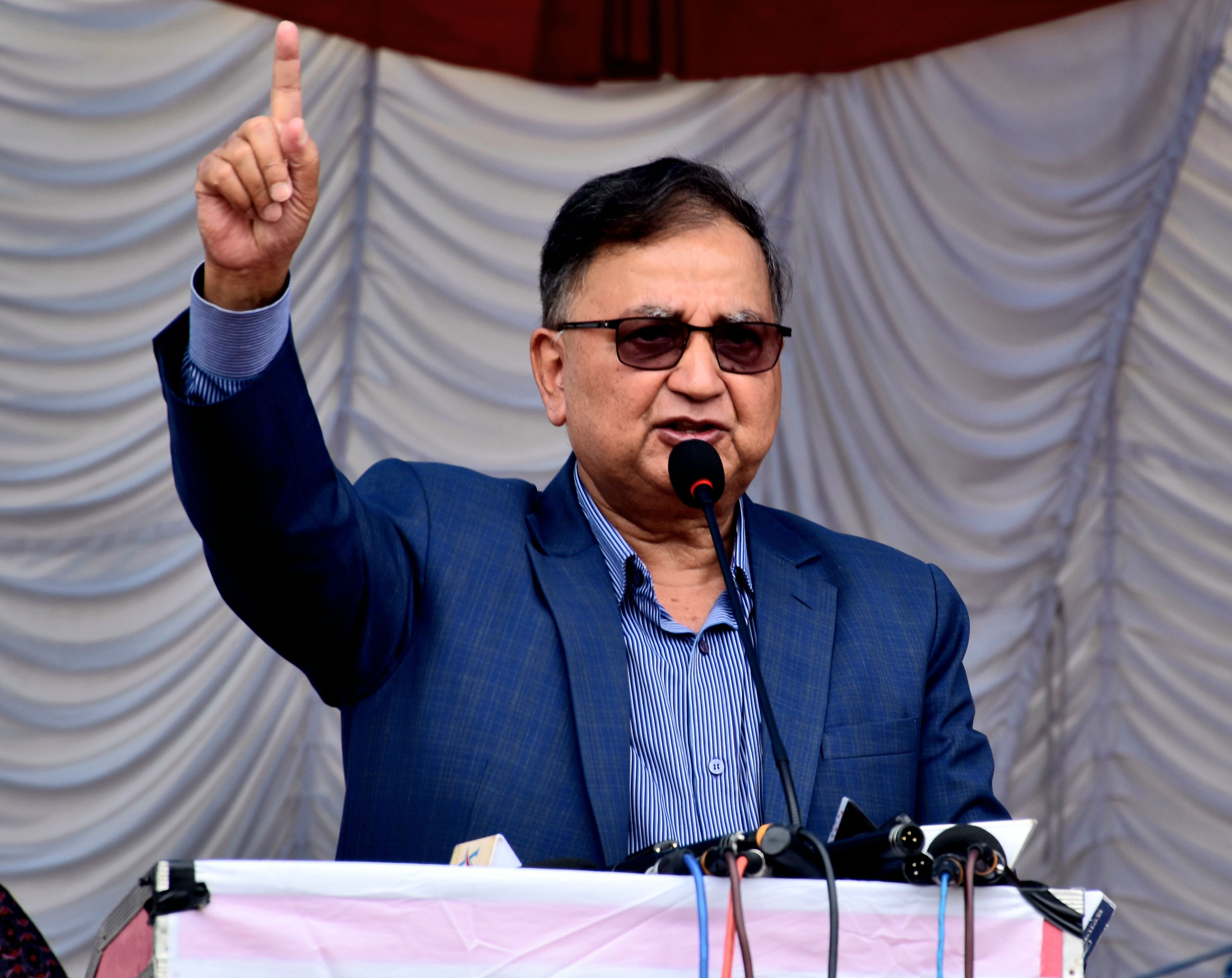 एमाले महाधिवेशन प्रतिनिधि चयन: ओखलढुङ्गामा ईश्वर पोखरेल पक्षको क्लिनस्वीप