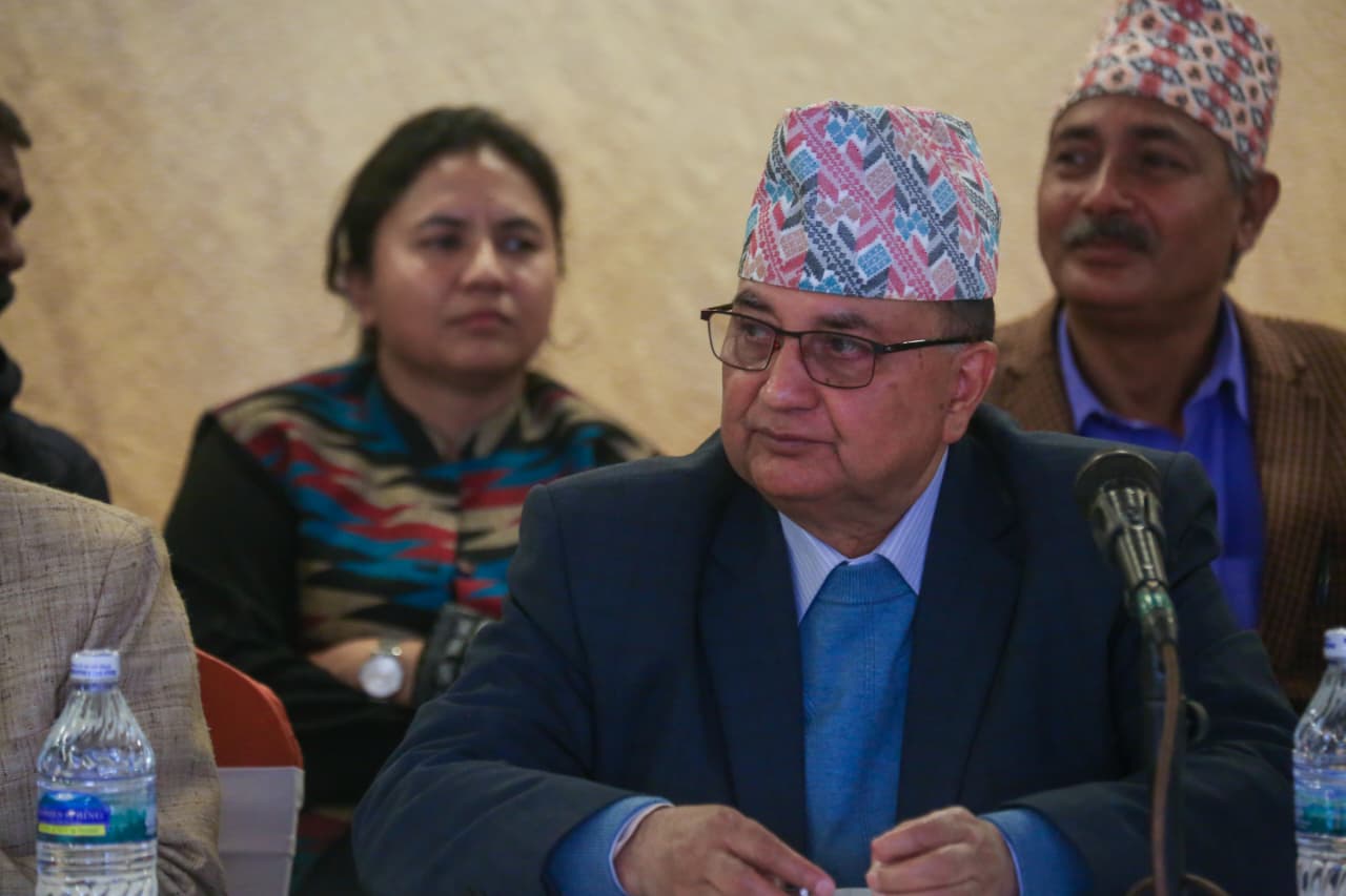 ईश्वर पोखरेलले भने– भदाै २३ र २४ को घटनामा अध्यक्ष ओली बयान दिन जानुपर्छ