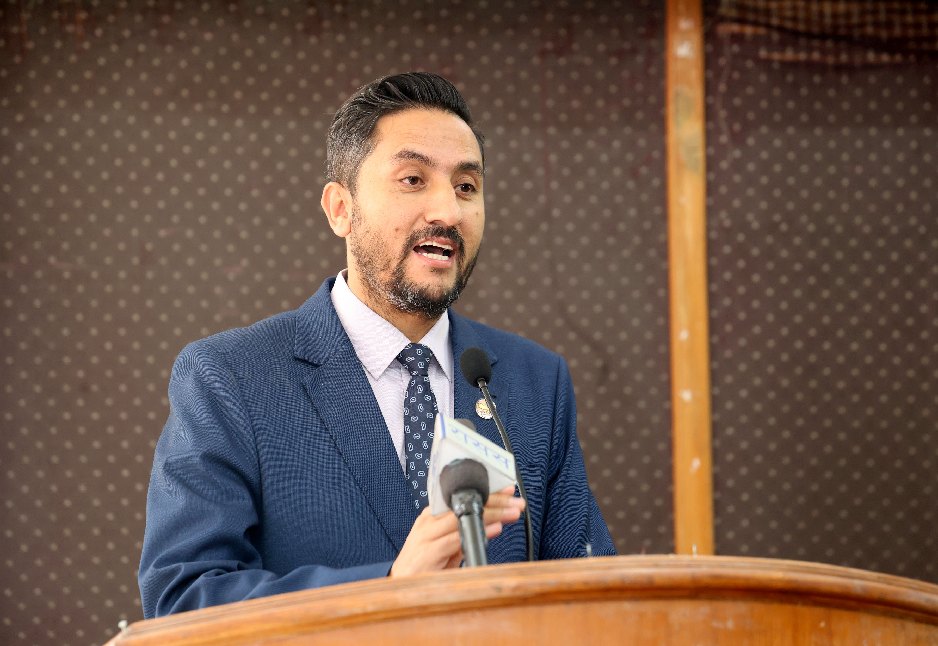 संयुक्त बैठकले निर्वाचनको बलियो वातावरण बनेको छ : सञ्चारमन्त्री खरेल