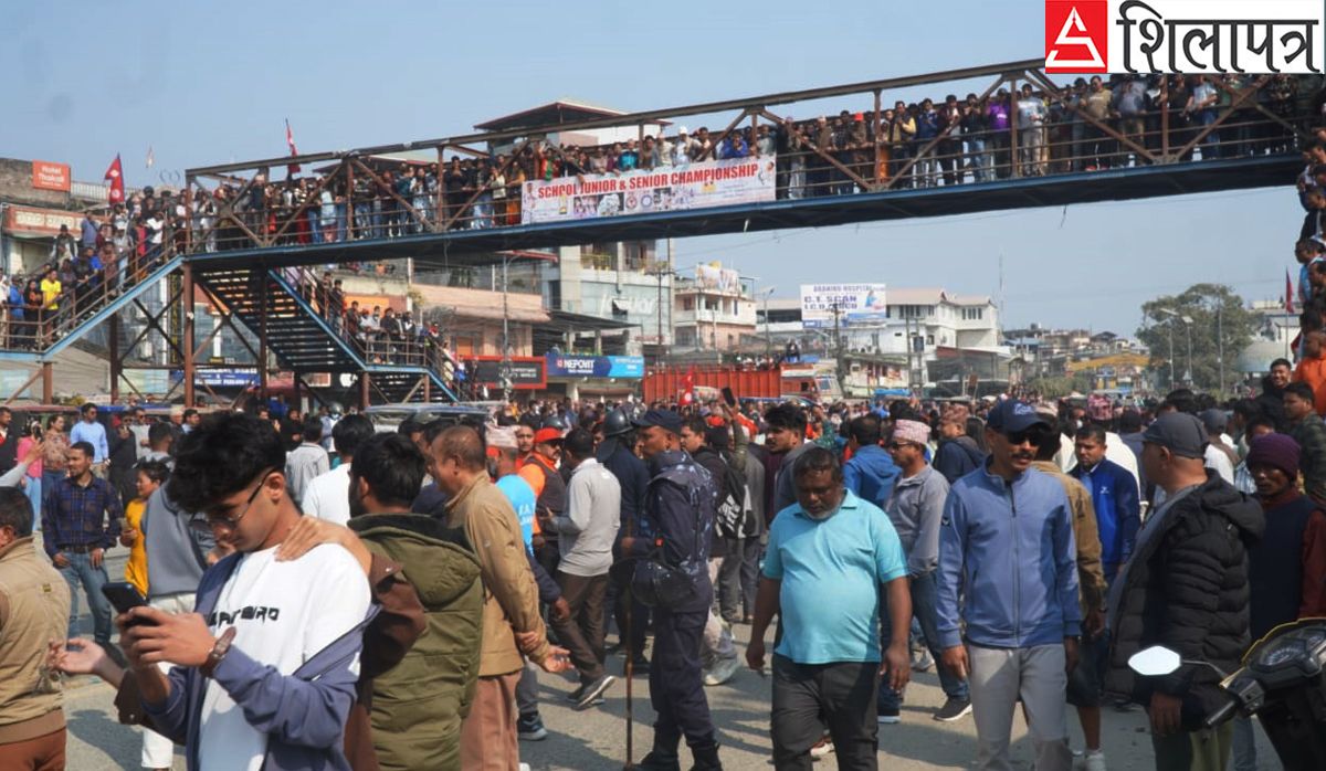 दमकमा एमाले र रास्वपा कार्यकर्ताबीच झडप