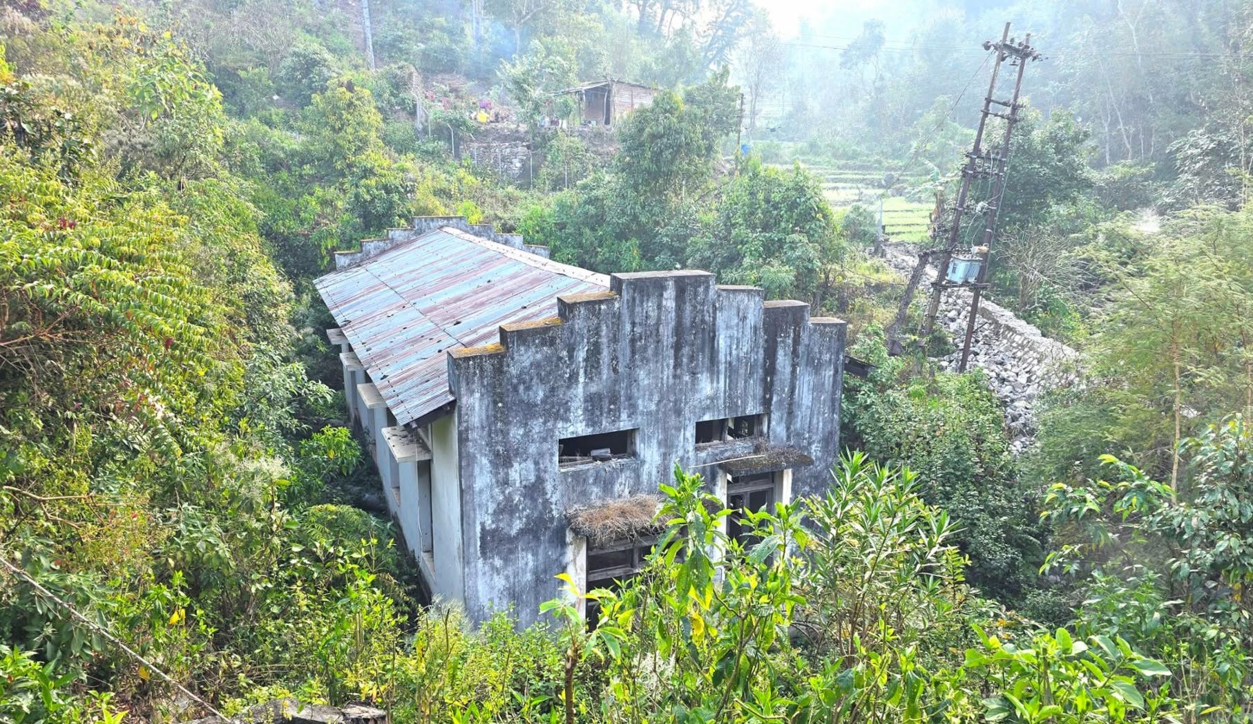 वीरेन्द्रनगरलाई पहिलोपटक उज्यालो दिने झुप्रा लघु जलविद्युत् कसरी पुग्यो कोल्याप्सको बाटोमा ?