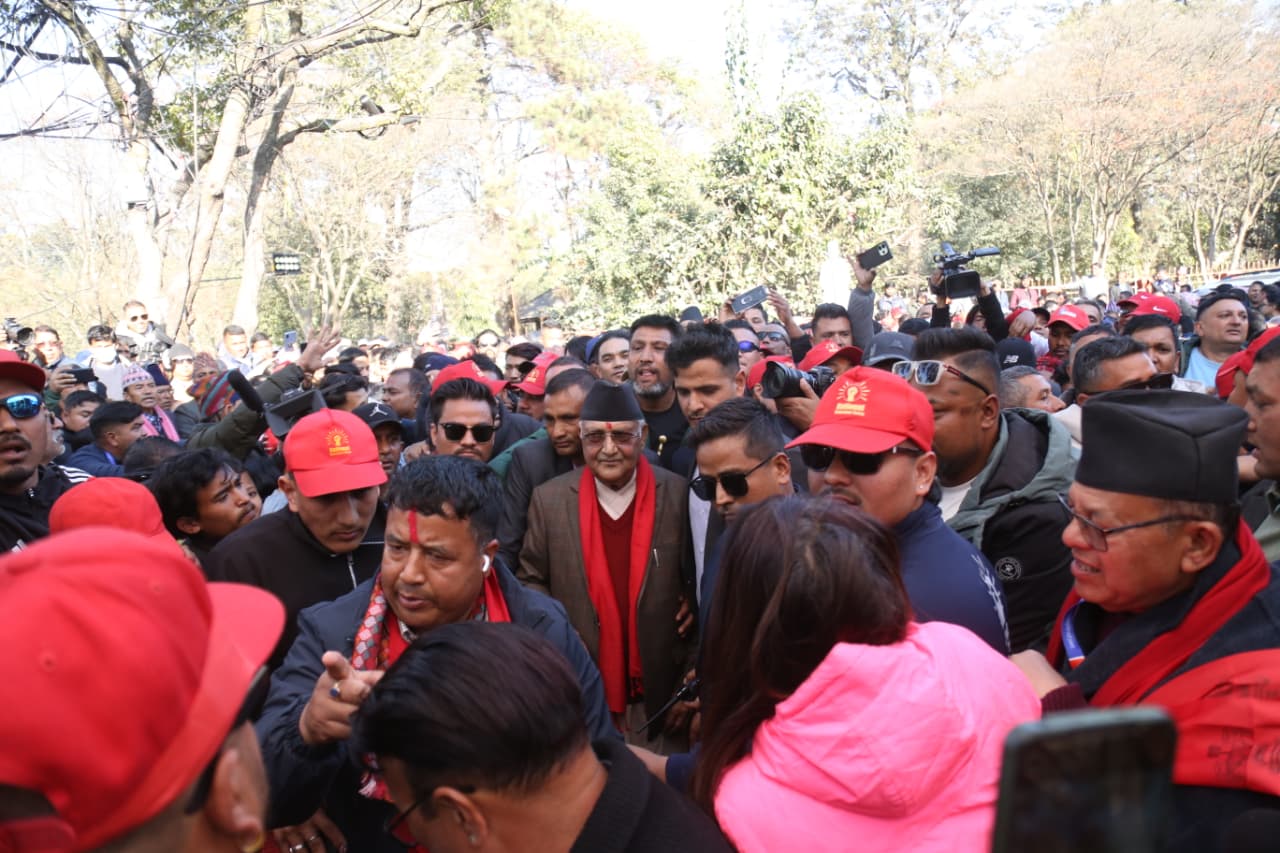 एमालेको नवनिर्वाचित केन्द्रीय कमिटीको पहिलो बैठक आज दिउँसो १ बजे बस्दै