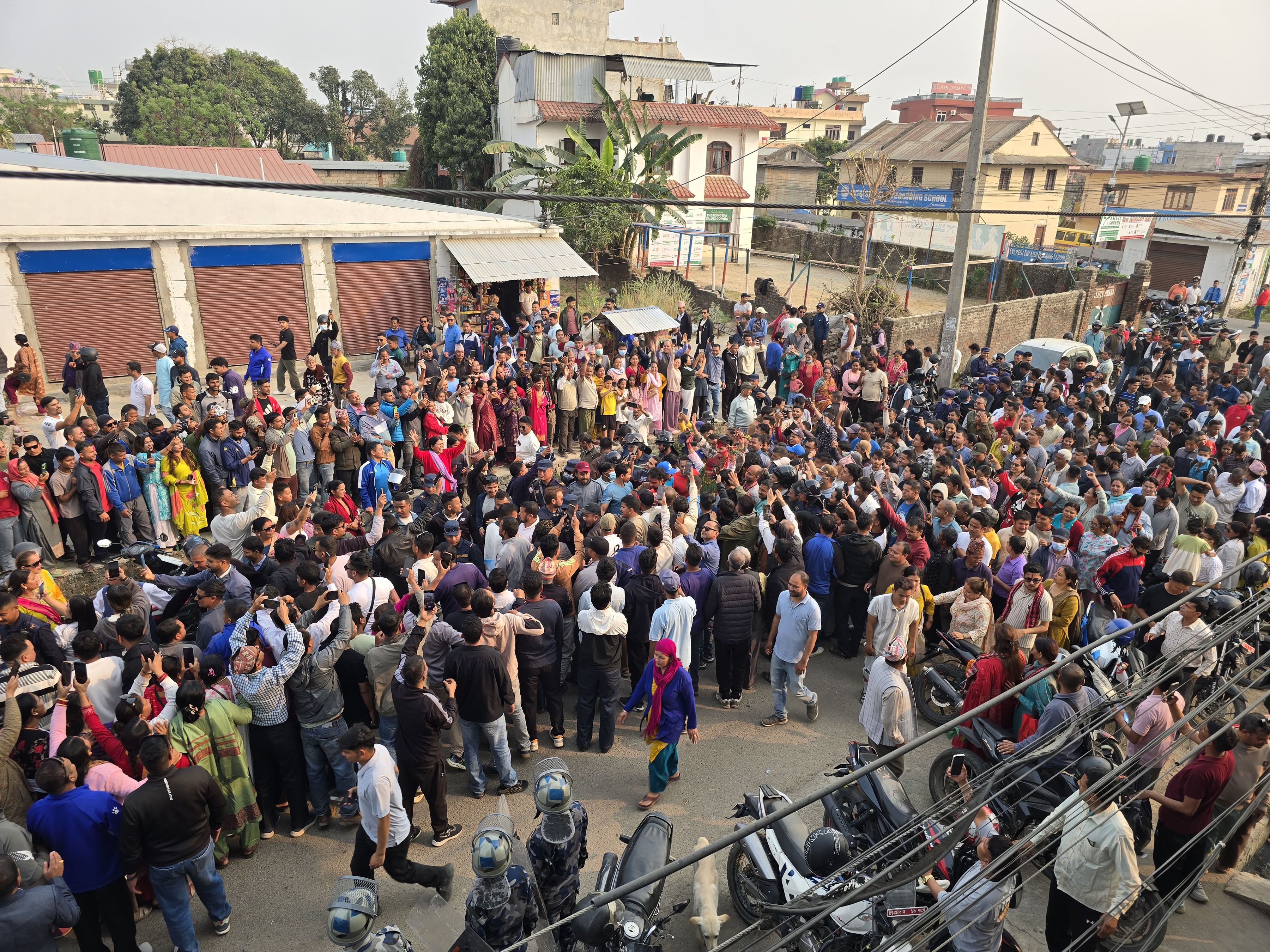 चुनावको नतिजा अन्तिम चरणमा, यी हुन् अहिलेसम्मका विजेता (सूची)