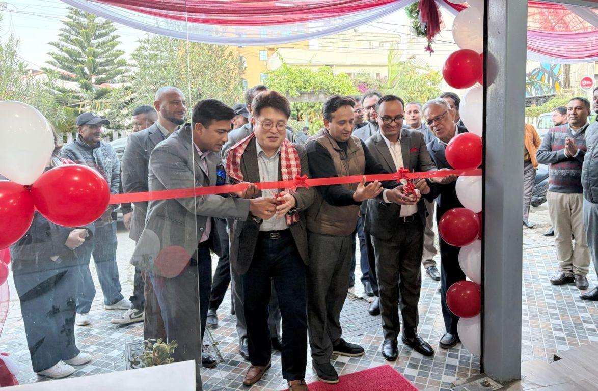 भैँसेपाटीमा एलजीले सञ्चालनमा ल्यायो नेपालकै पहिलो लन्ड्री लाउन्ज