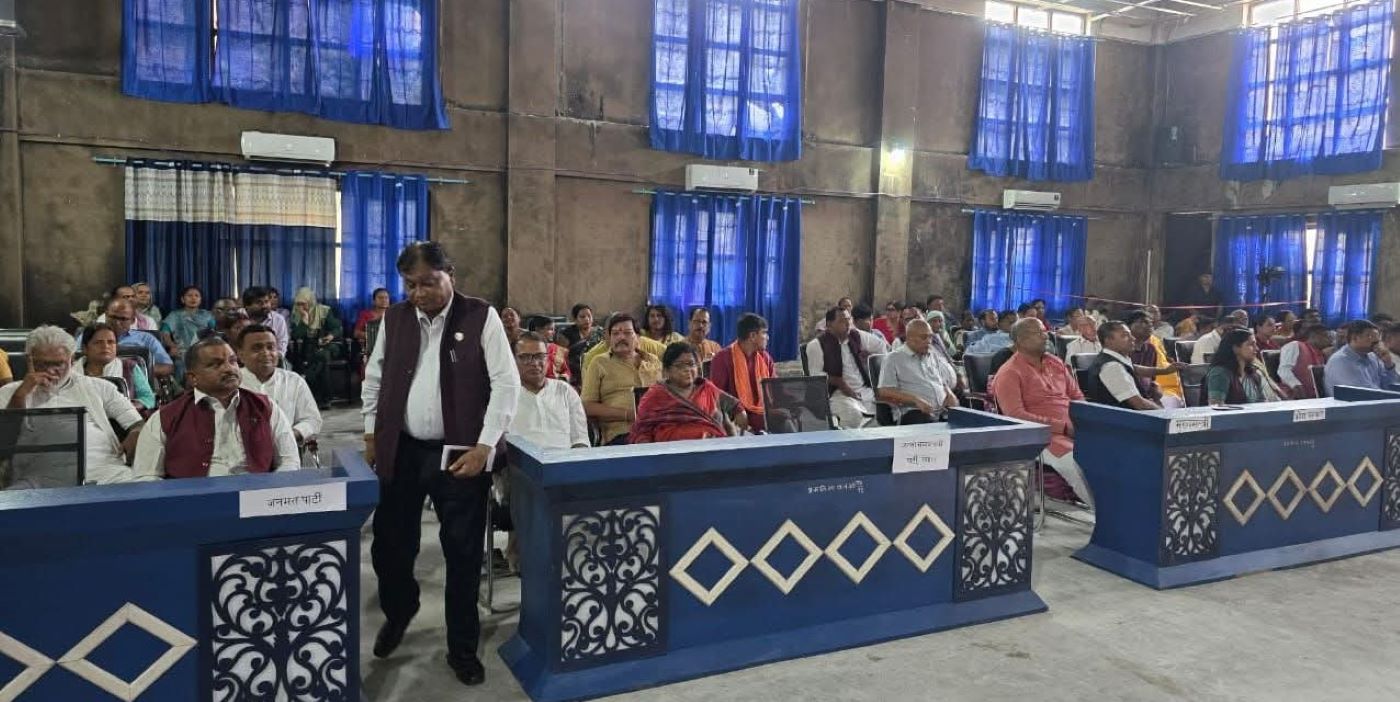 जेन–जीको आन्दोलनपछि पहिलोपटक बस्यो मधेश प्रदेशसभा बैठक, जनमतका सांसद दुईतिर