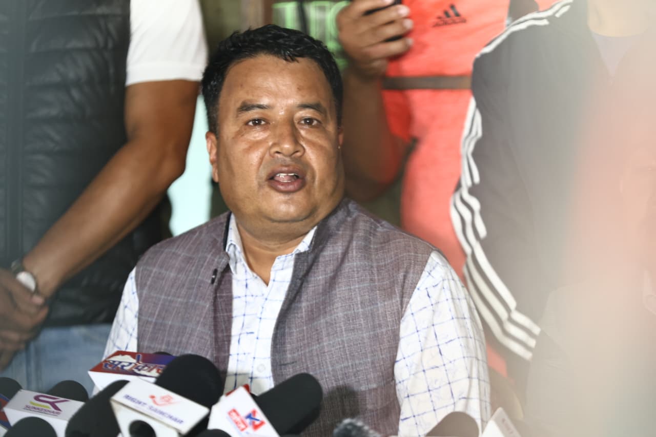 आन्दोलन कमजोर बनाउन मलाई पक्राउ गर्ने षड्यन्त्र भइरहेको छ : महेश बस्नेत