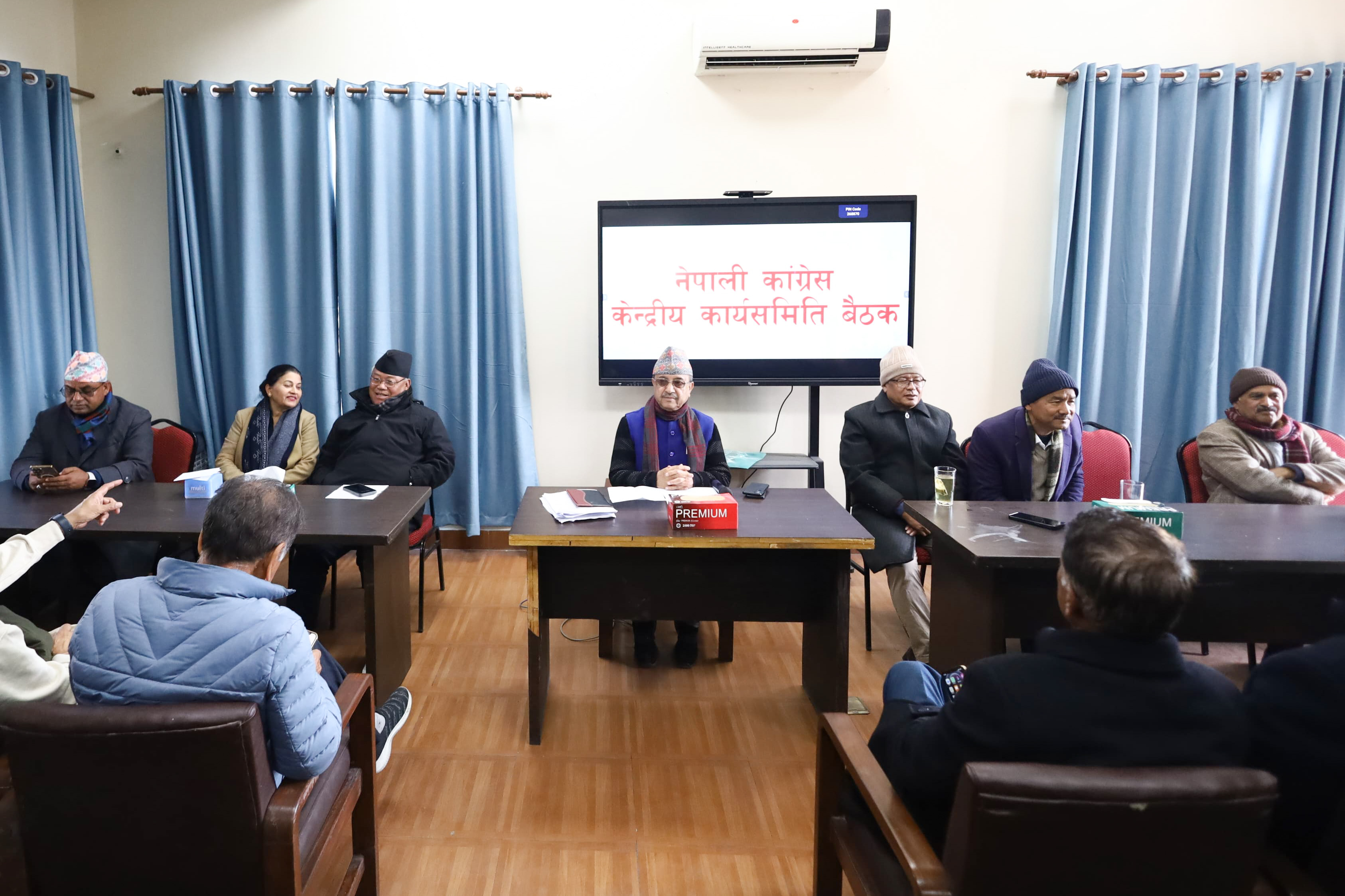 कांग्रेसको आधिकारिकता लागि आइतबार सर्वोच्च अदालत जाने देउवा समूहको निर्णय