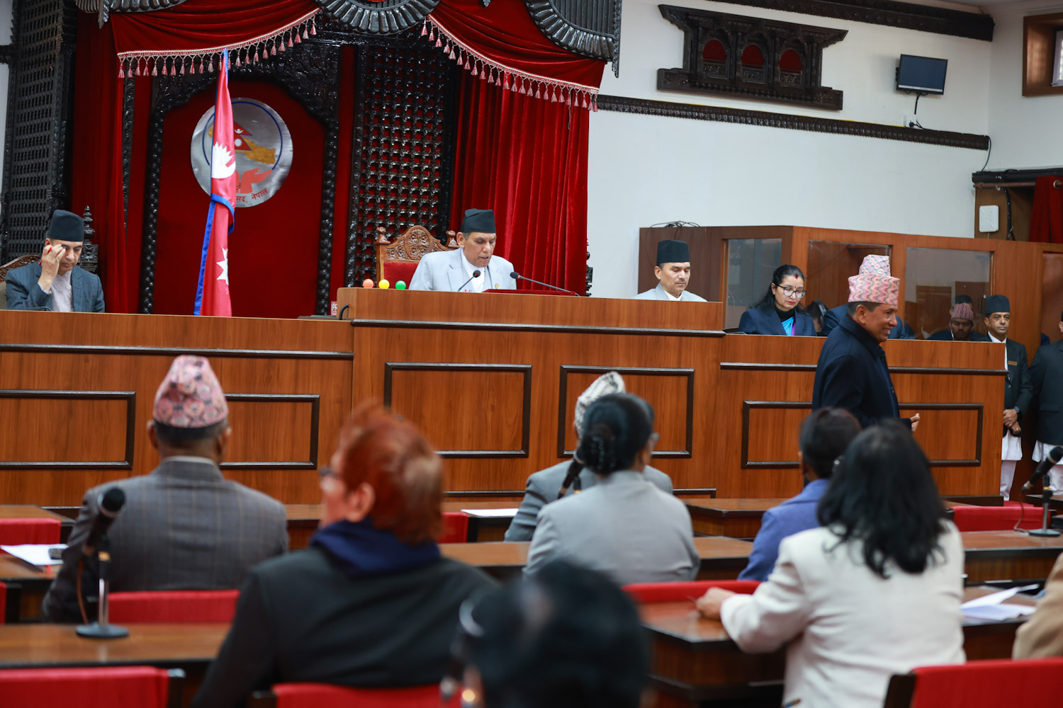 चार महिनापछि सिंहदरबारमा बसेको राष्ट्रियसभाको बैठक शोक प्रस्ताव पारित गरेर सकियो