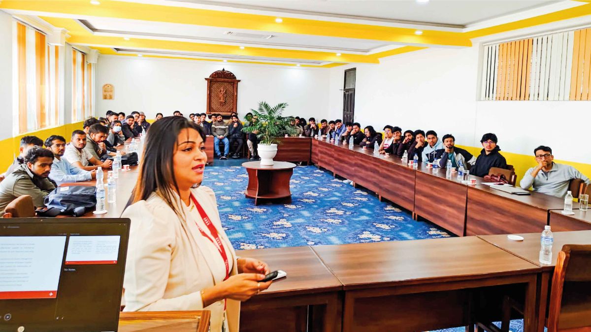 एरोकनेक्सन्सद्वारा त्रिविमा ओरिएन्टेसन कार्यक्रम सम्पन्न, ५० विद्यार्थीको सहभागिता