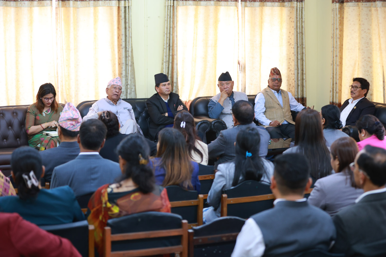 कांग्रेस संसदीय दलको बैठक बस्दै