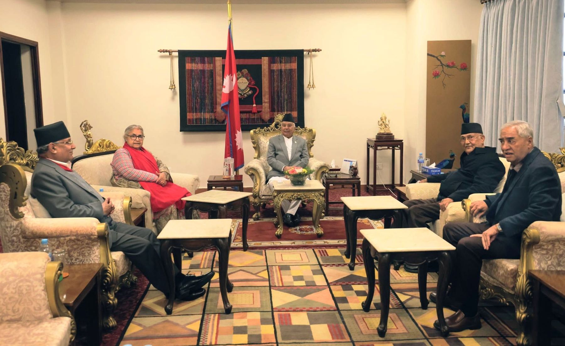 प्रधानमन्त्री र शीर्ष तीन नेतालाई शीतलनिवास बोलाएर के भने राष्ट्रपतिले ?