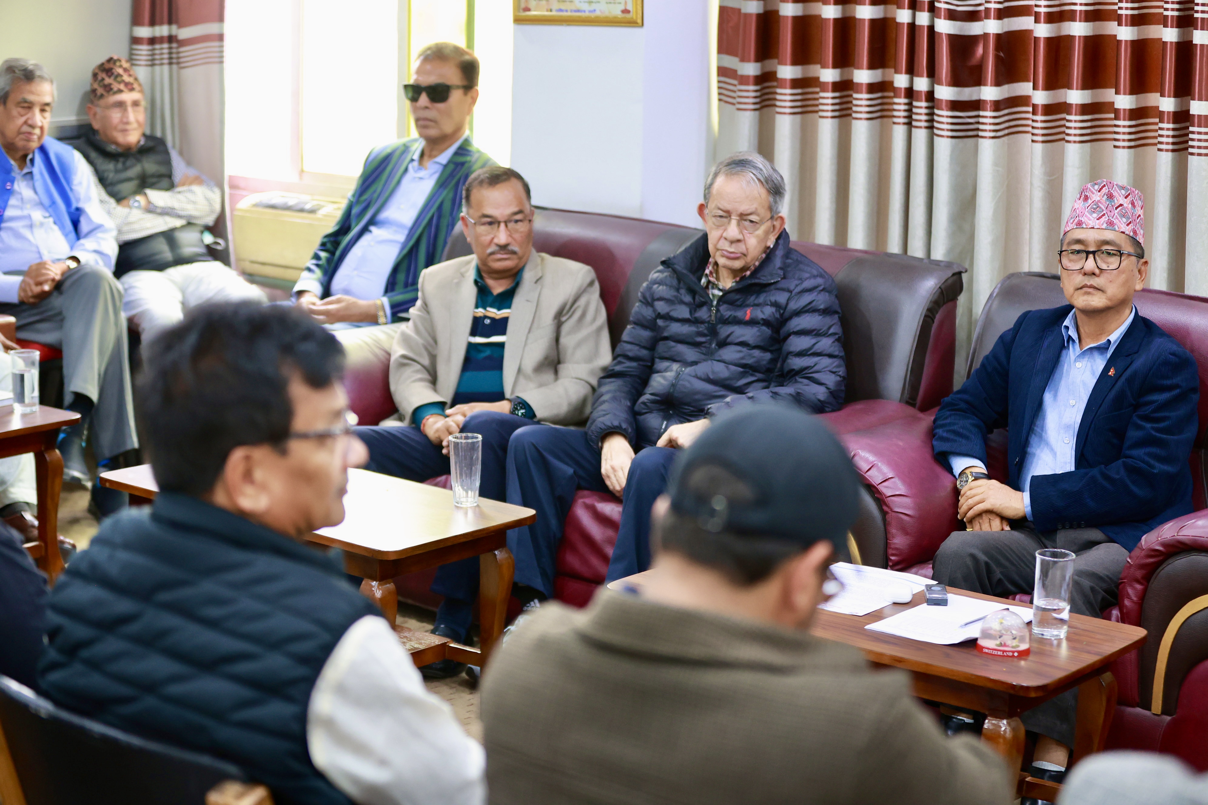 राप्रपा कार्यसम्पादन समितिको बैठक जारी