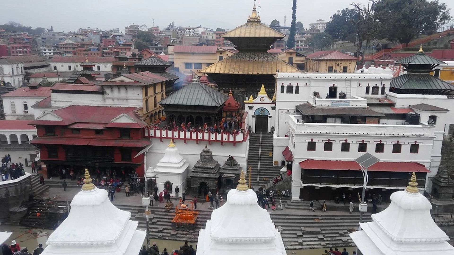 पशुपतिनाथ मूल मन्दिरभित्रबाट हटाइयो फलामे बार