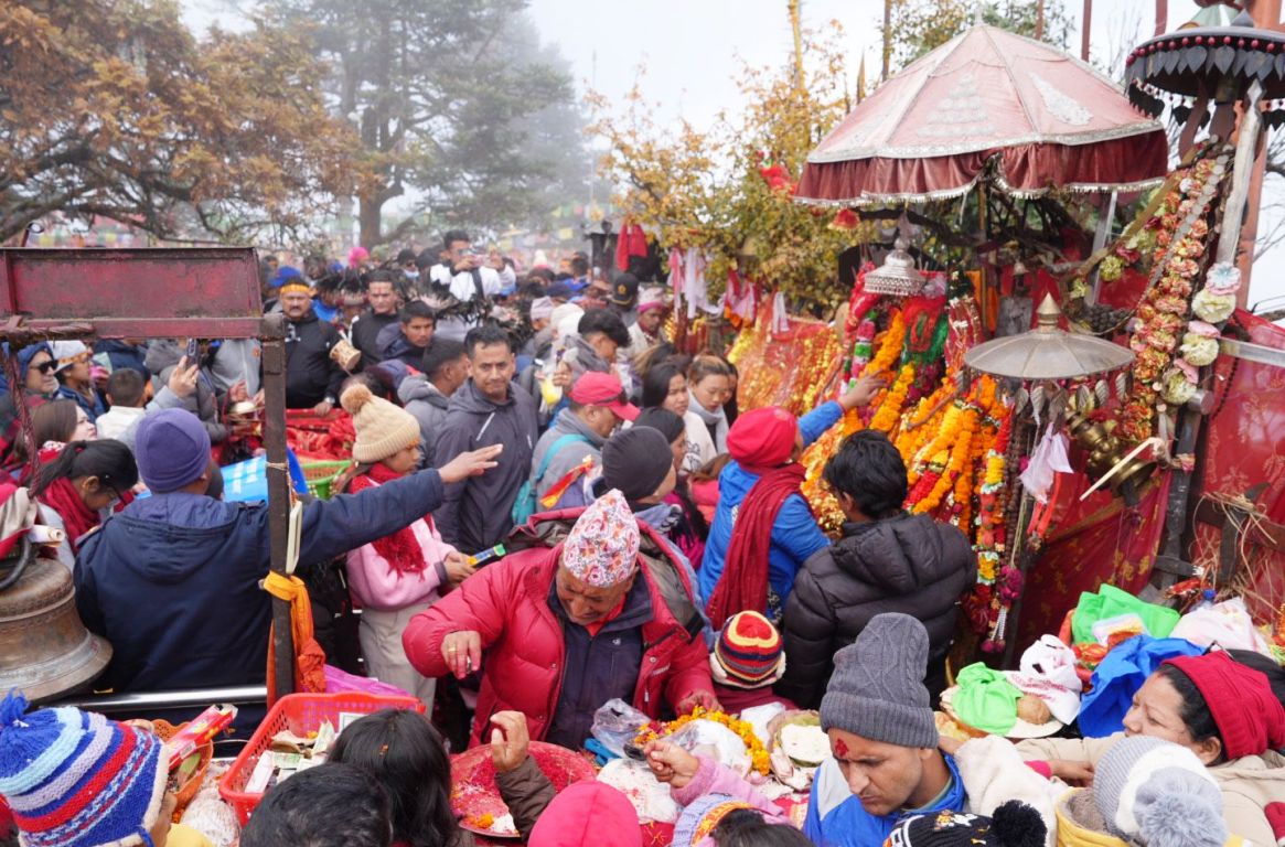 शनिबार मात्रै ६ हजार ३ सय ९३ जना भक्तजनले पाथीभराको दर्शन गरे
