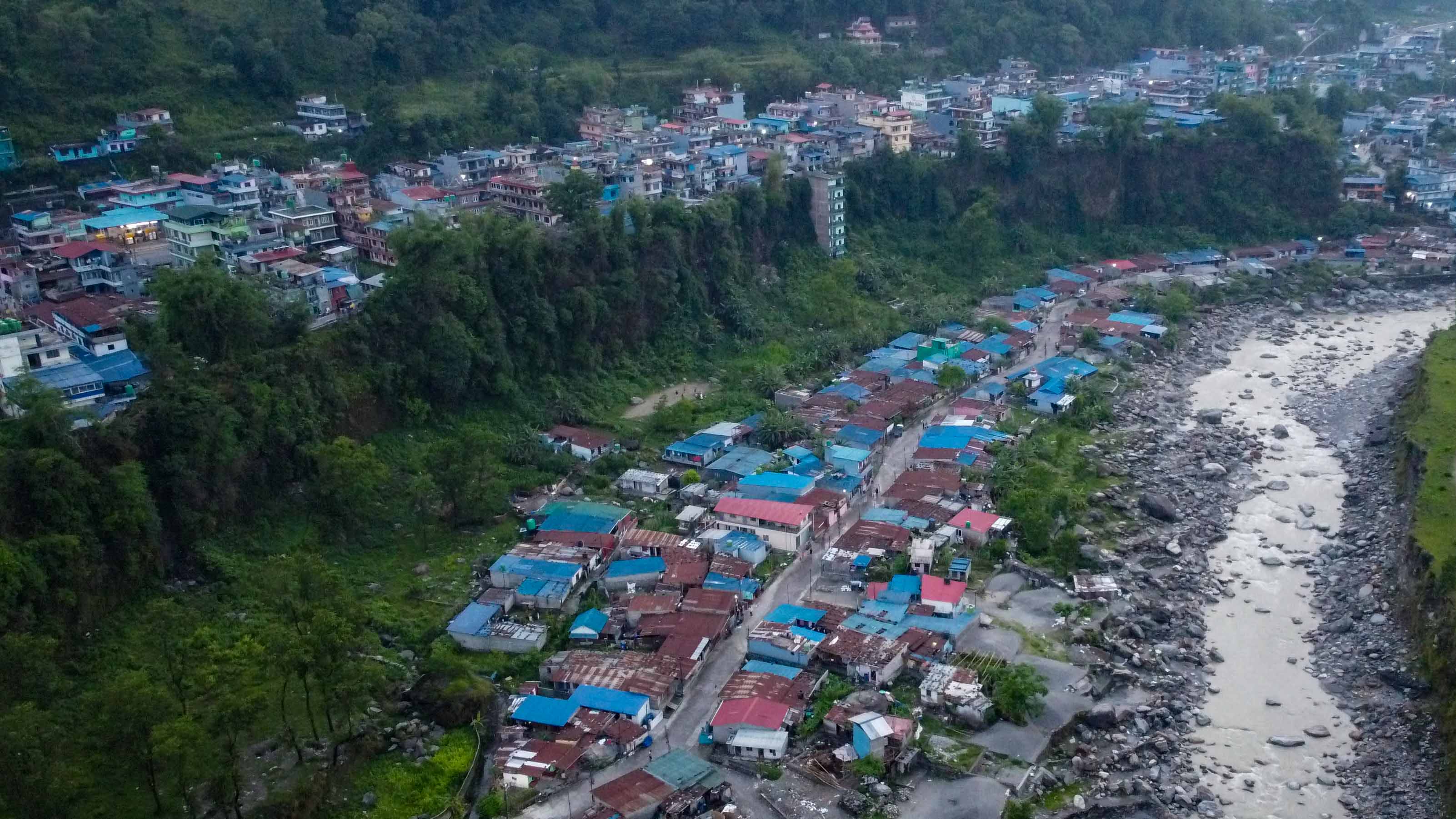 १२ तस्वीरमा हेर्नुहाेस् पाेखराकाे सुकुम्बासी बस्ती