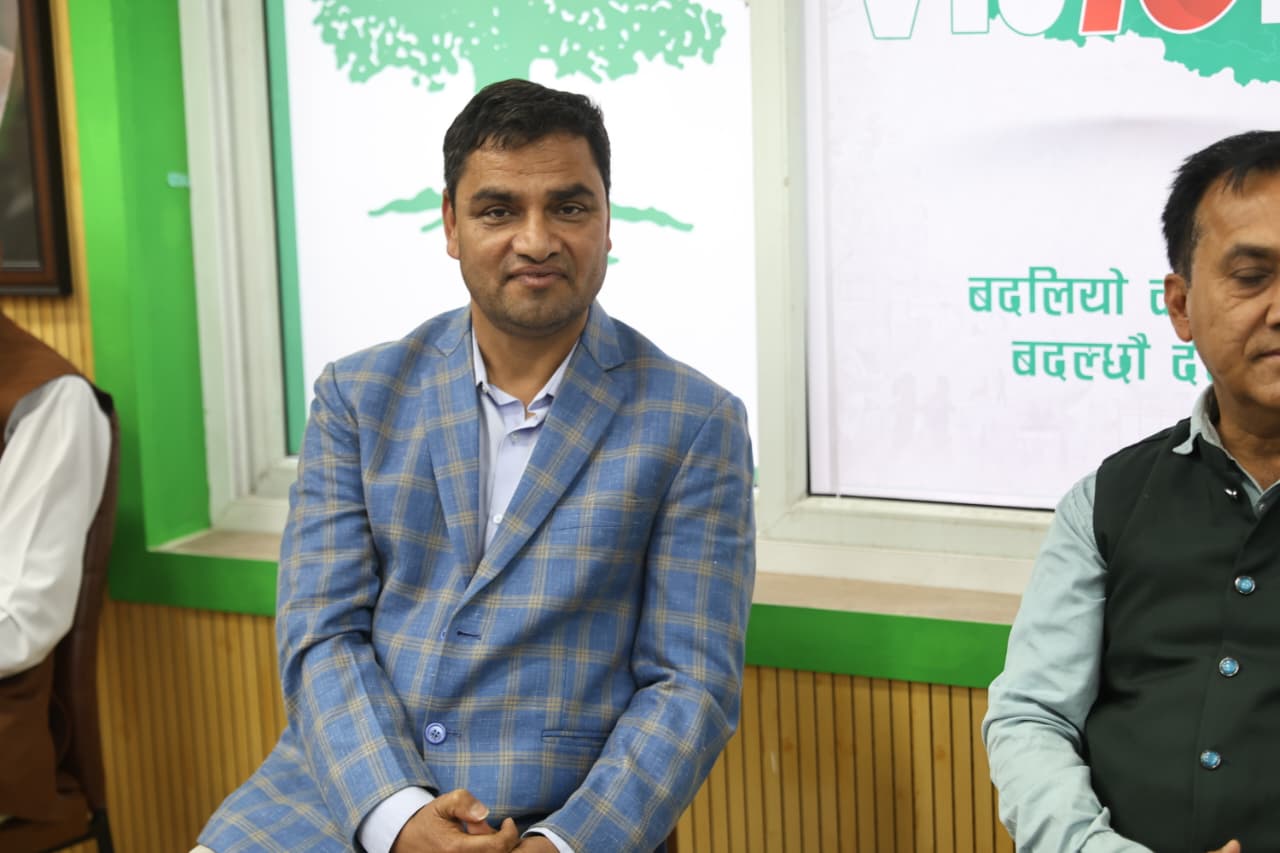 कांग्रेस महामन्त्री पौडेलले पार्टीका नेता र कार्यकर्तालाई भने– यस्तो प्रतिकूलतामा हामी छिन्नभिन्न हुनु हुँदैन