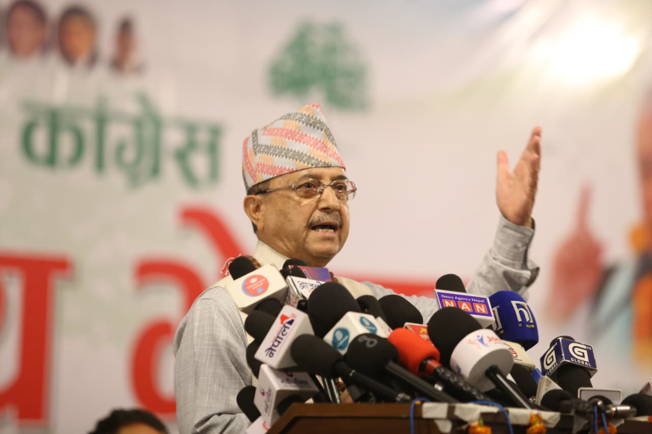 देउवाको नेतृत्वले मात्रै कांग्रेस र देशको खतरा टार्न सक्छ : पूर्णबहादुर खड्का