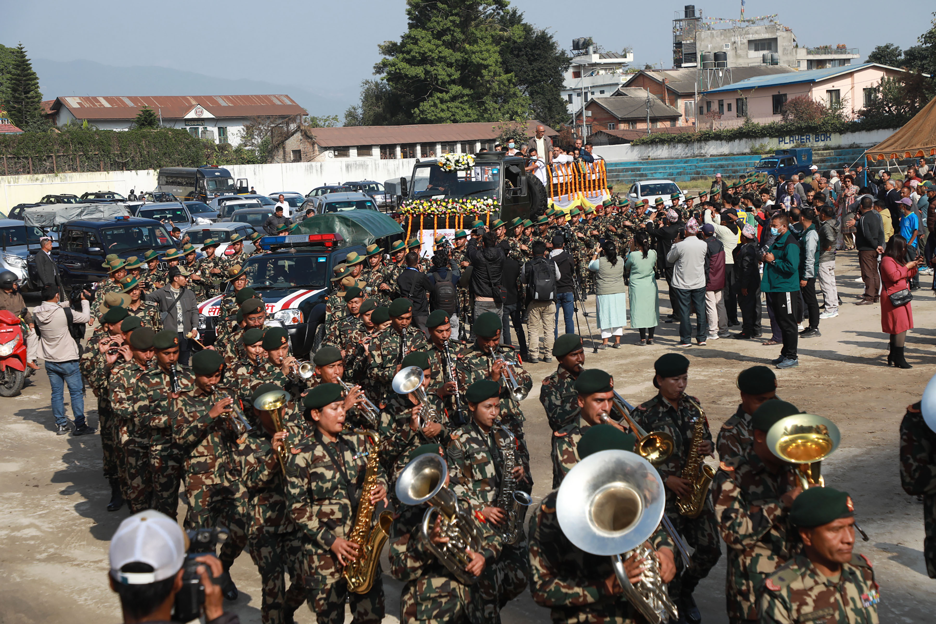 पशुपति आर्यघाटमा राष्ट्रिय सम्मानका साथ पूर्वसभामुख ढुङ्गानाको अन्त्येष्टि गरिँदै