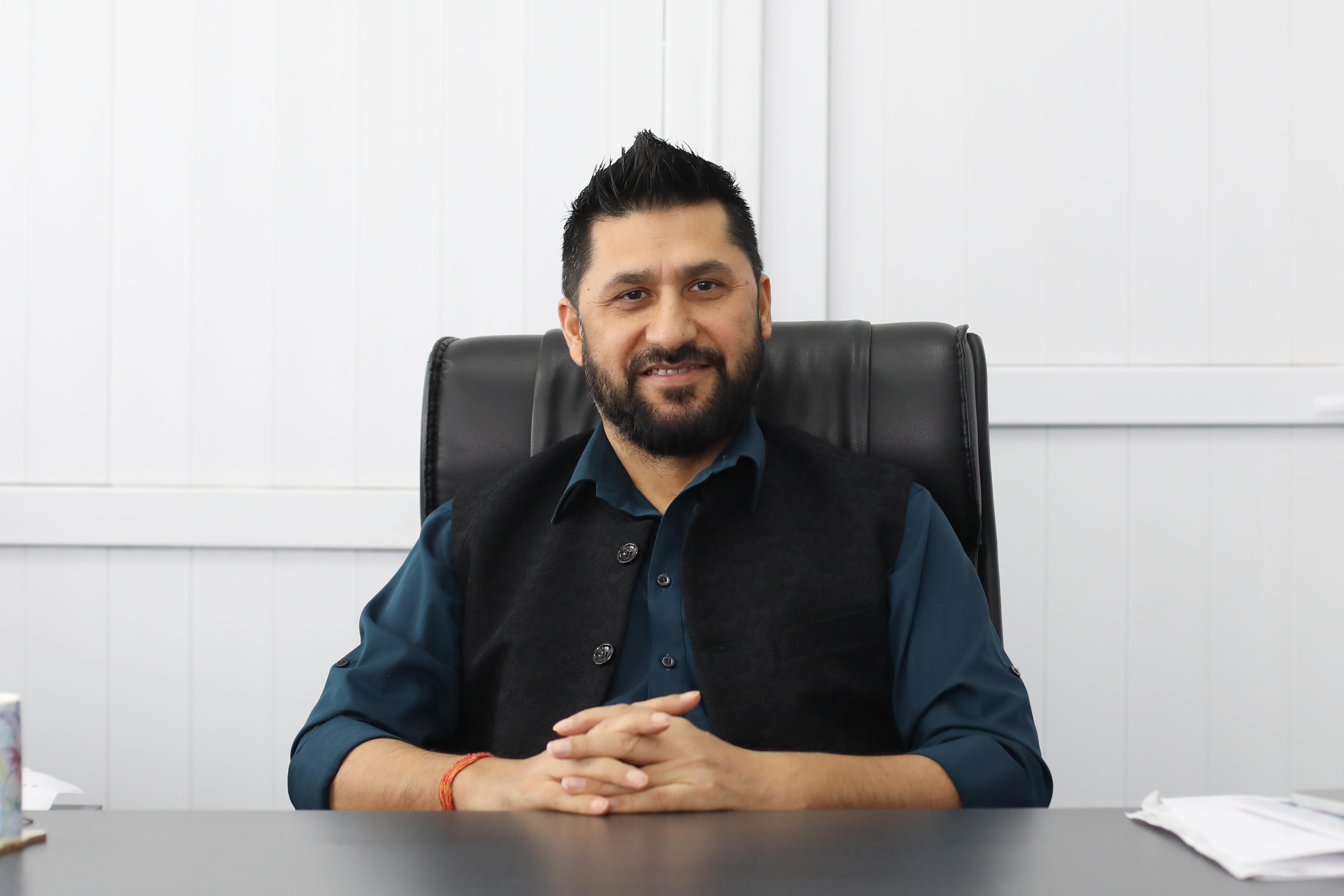 सचिवालय बैठकमा रवि लामिछानेले भने– पार्टी र सरकारबीचको सम्बन्ध बलियो बनाऔँ