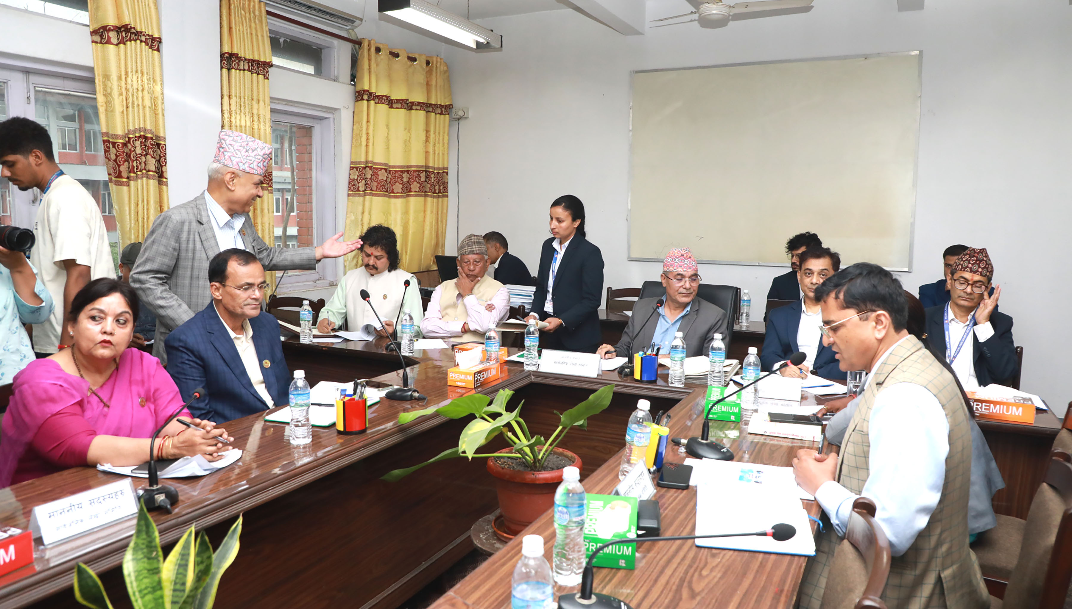 कांग्रेसको दबाबमा पोखरा विमानस्थलको अनियमितता छानबिन गर्न अख्तियारलाई निर्देशन