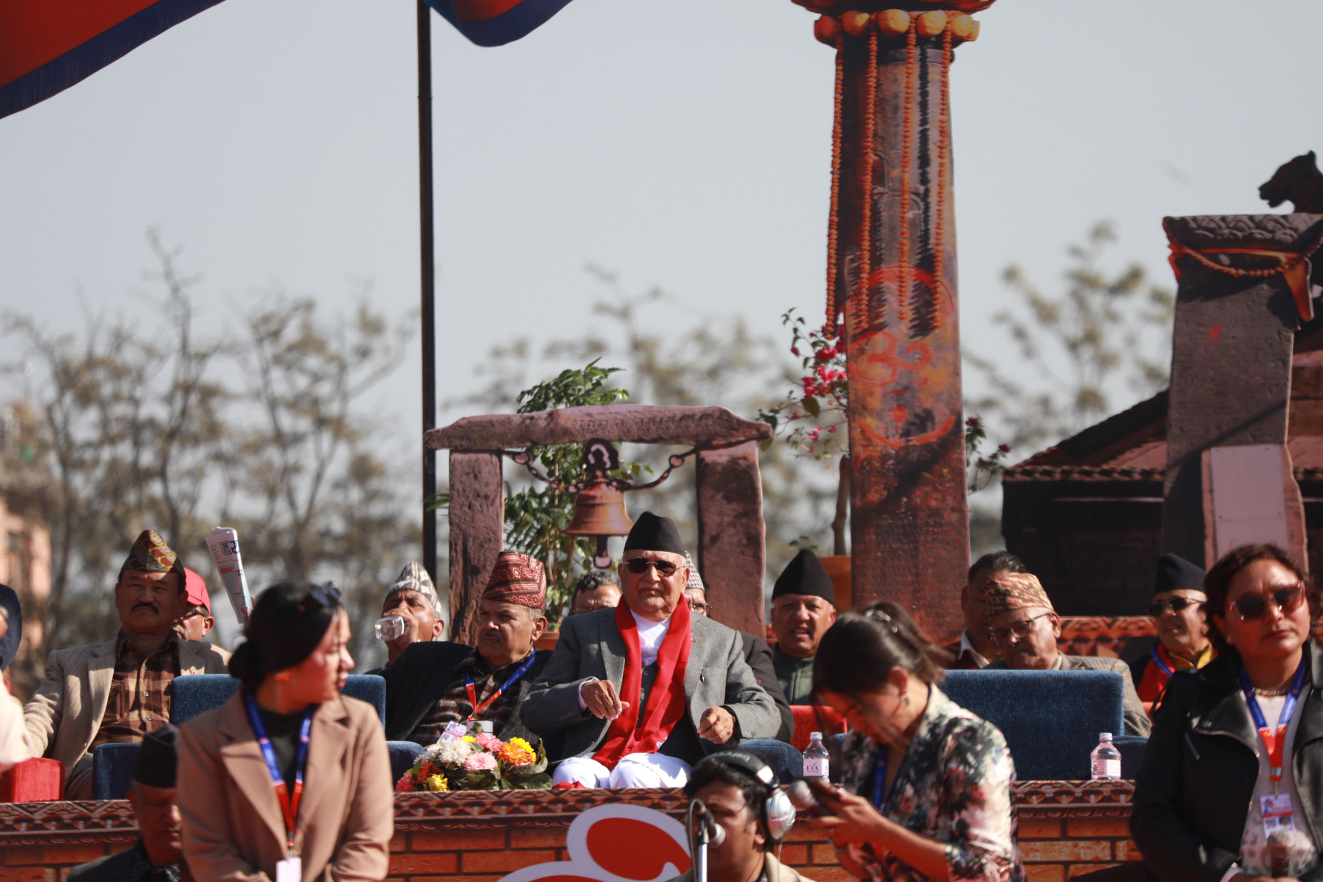 एमाले महाधिवेशनमा नारा: जलाइएको सिंहदरबार बिर्सेका छैनौँ