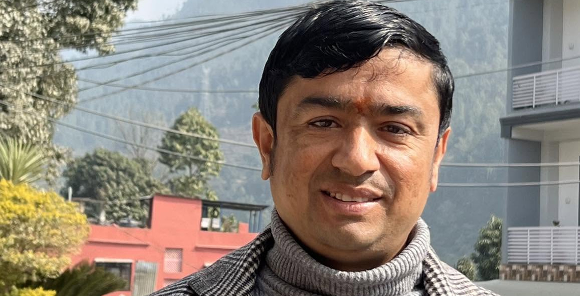 विदुर– ७ का वडाध्यक्ष भन्छन्– सहयोगीहरू रिजर्भमा पनि बसाैँ है