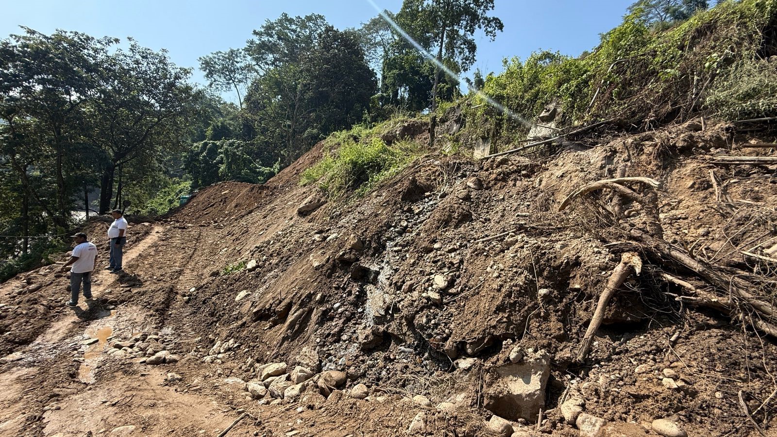 मेची राजमार्गको इलाम–राजदुवाली सडकखण्ड तत्काल नखुल्ने, वैकल्पिक मार्गको पहिचान