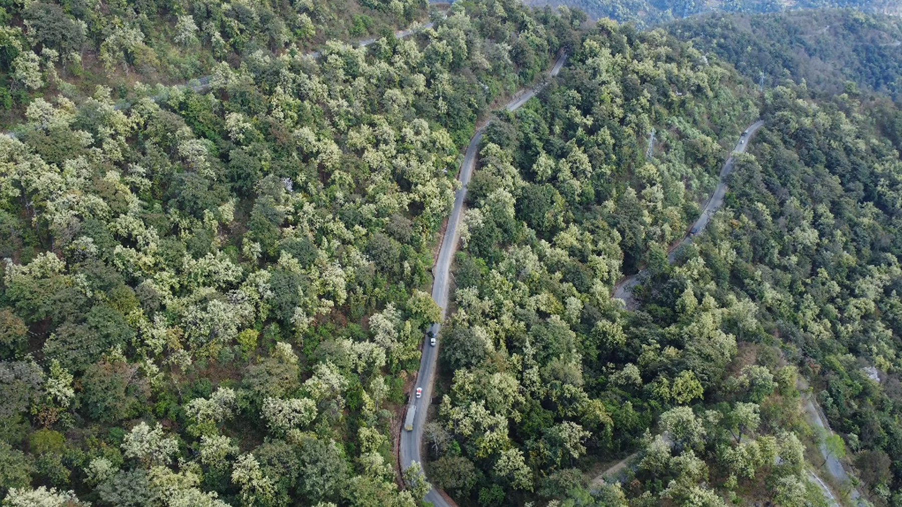 सुदूर पहाडको लाइफाइन सडक : ओली सरकारले ढाँट्यो, बालेनले बिर्सिए
