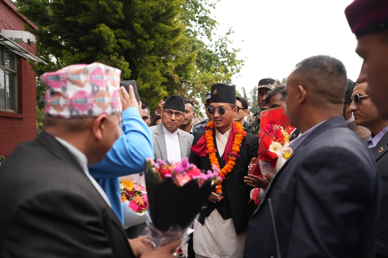 जेन–जी सरकारका किङमेकर गुरुङलाई गृह मन्त्रालयको चाबी, परिपक्व नेतृत्व देखाउने चुनौती