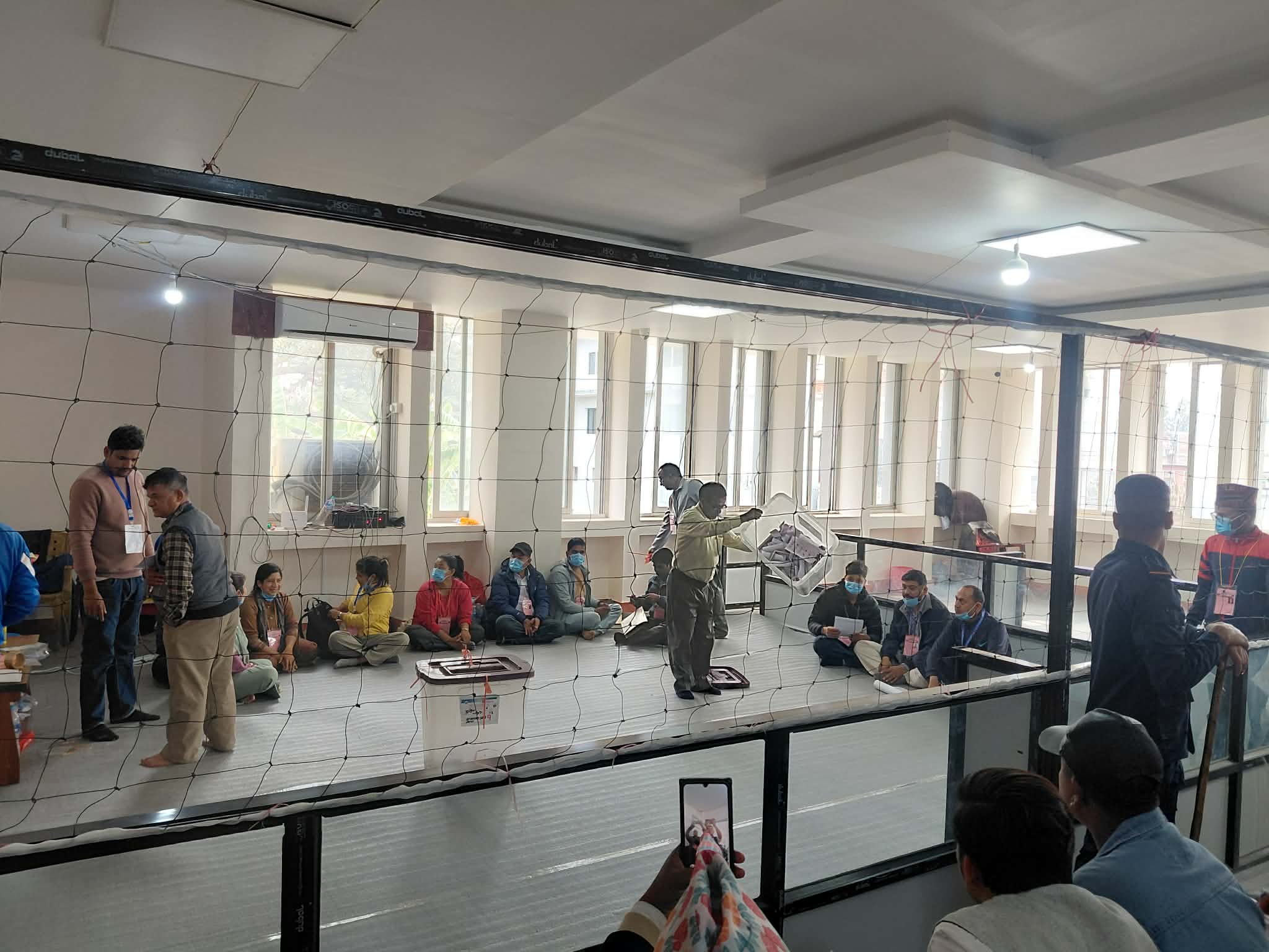 सुर्खेत–२ मा कांग्रेसलाई उछिन्दै रास्वपा दोस्रोमा