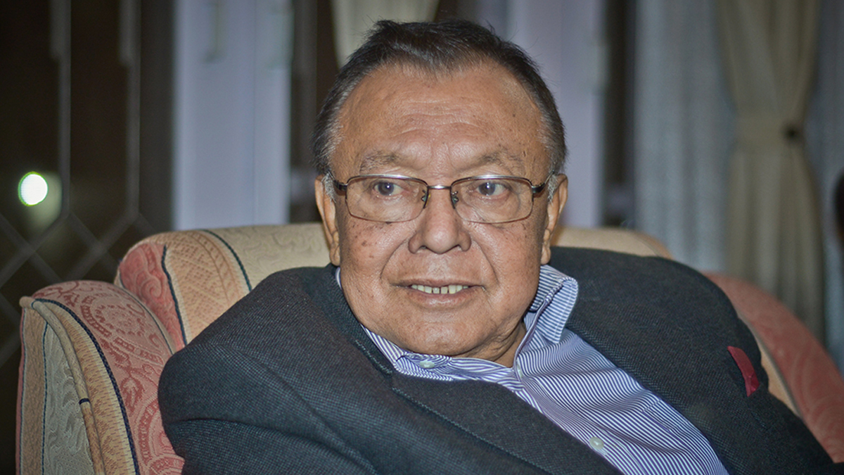 प्रधानमन्त्रीले दल र सरकारबीच दूरी घटाउने प्रयास गर्नु चुनावी वातावरण बन्नु हो : सूर्यप्रसाद श्रेष्ठ