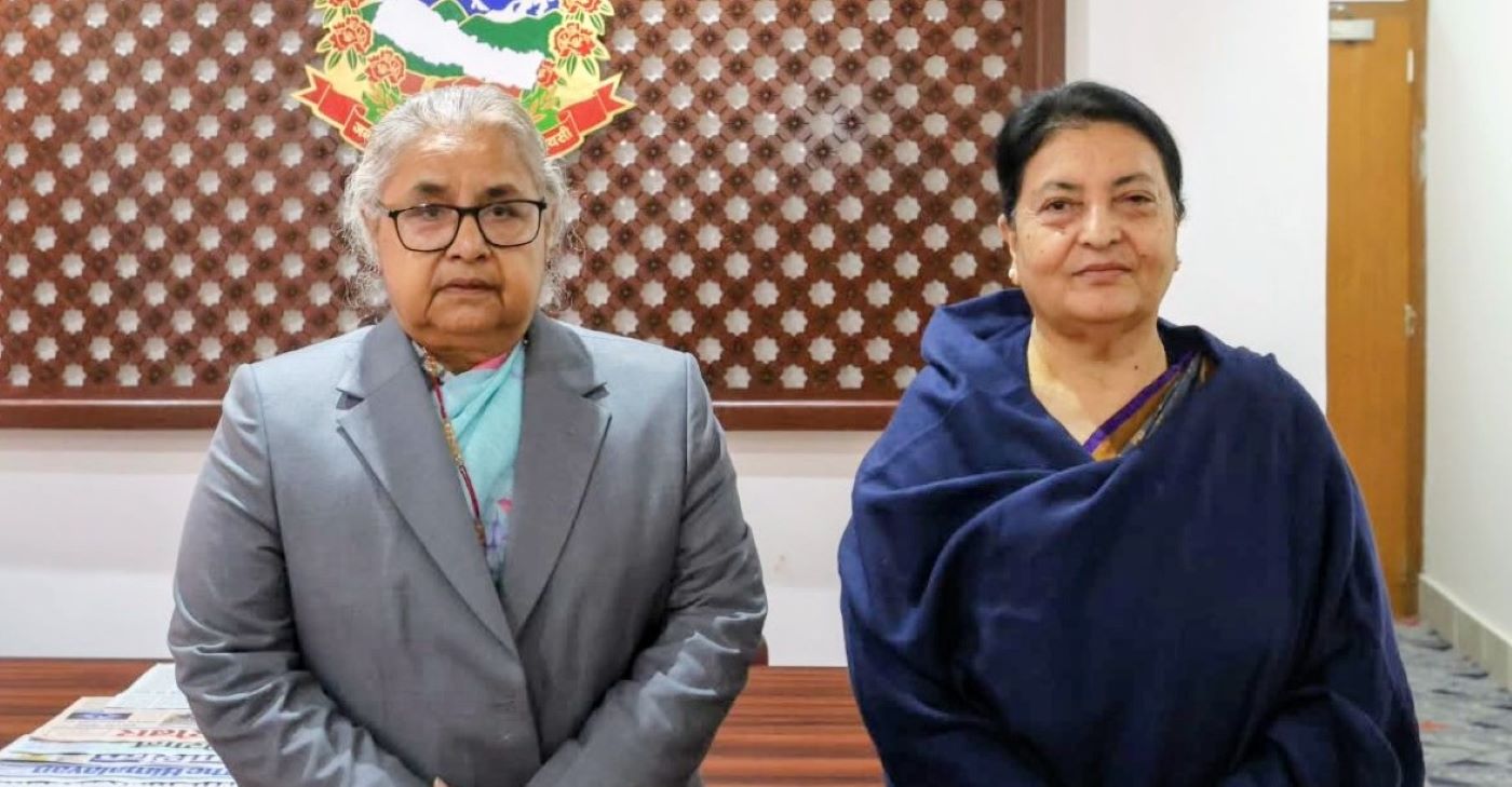 पूर्वराष्ट्रपतिलाई प्रधानमन्त्रीले भनिन्– निर्वाचनको वातावरण बनाउन भूमिका खेल्दिनुस्