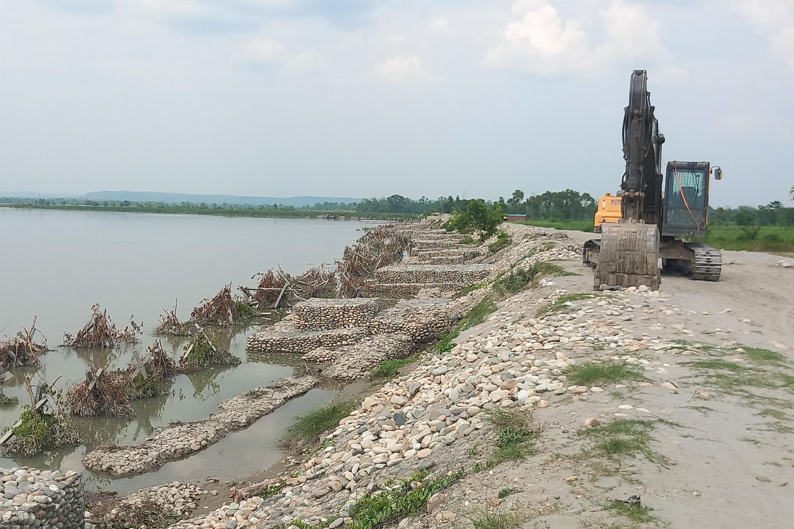 सुस्तामा तटबन्ध निर्माणमा भारतीयपक्षको अवरोध, यस्तो छ अवस्था (तस्वीरहरू)