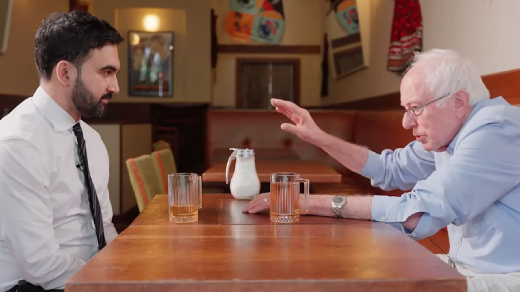 माम्दानीका मेन्टर ८४ वर्षे स्यान्डर्सले लाखौँले मन पराएको ‘मेयर संवाद’मा के बोलेका थिए ?