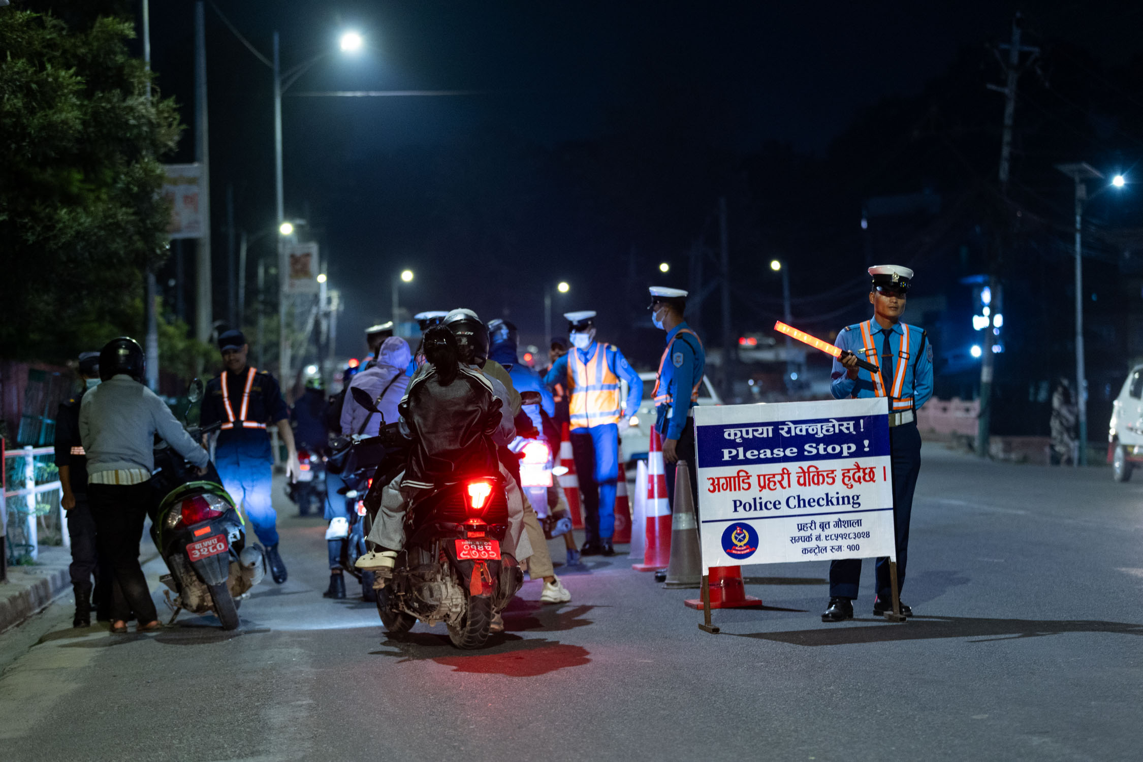 पछिल्लो २४ घण्टामा २ हजार ९०३ जना ट्राफिक कारबाहीमा, २५ लाख राजस्व संकलन