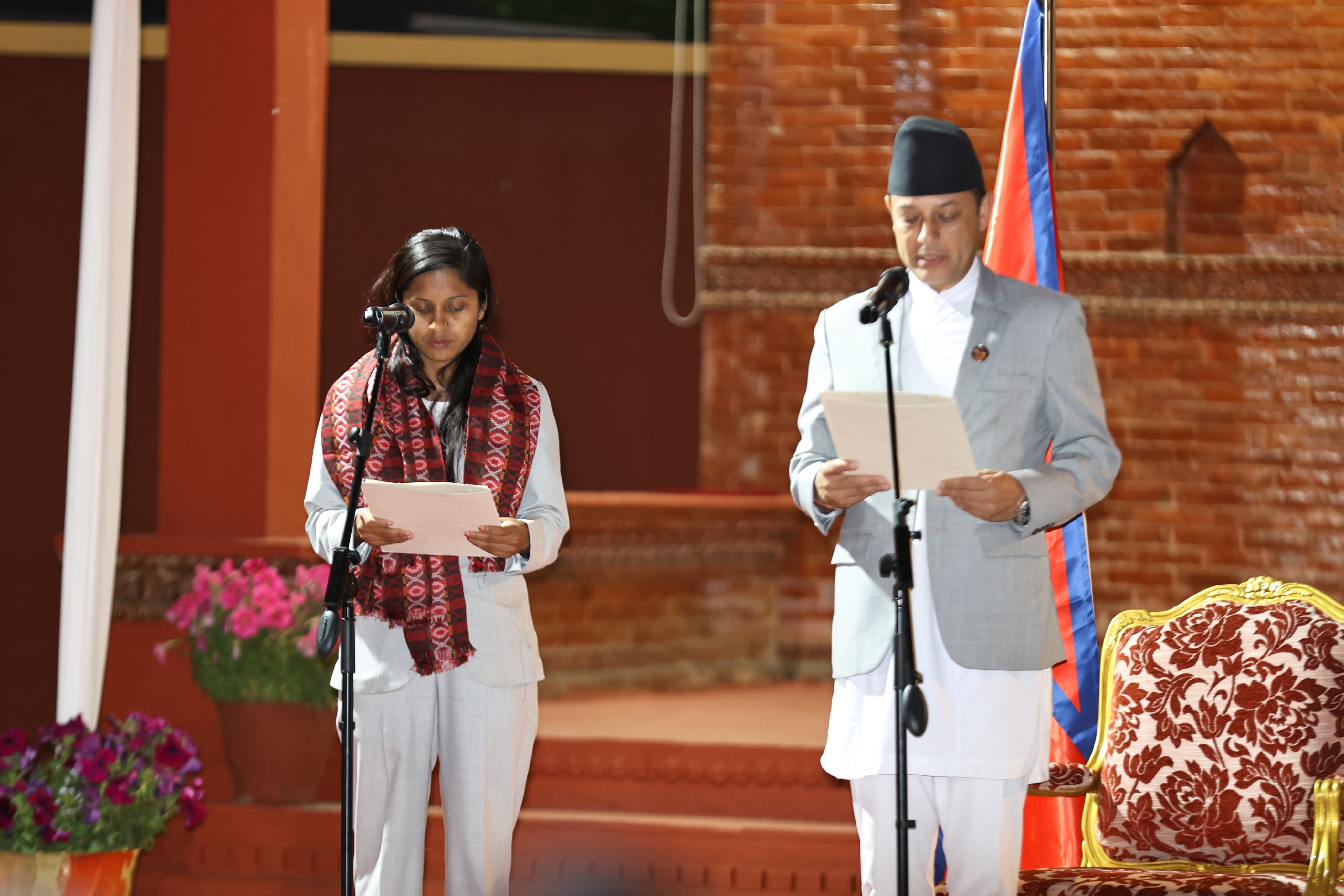 नवनिर्वाचित उपसभामुख ठाकुरले लिइन् शपथ (तस्वीरहरू)