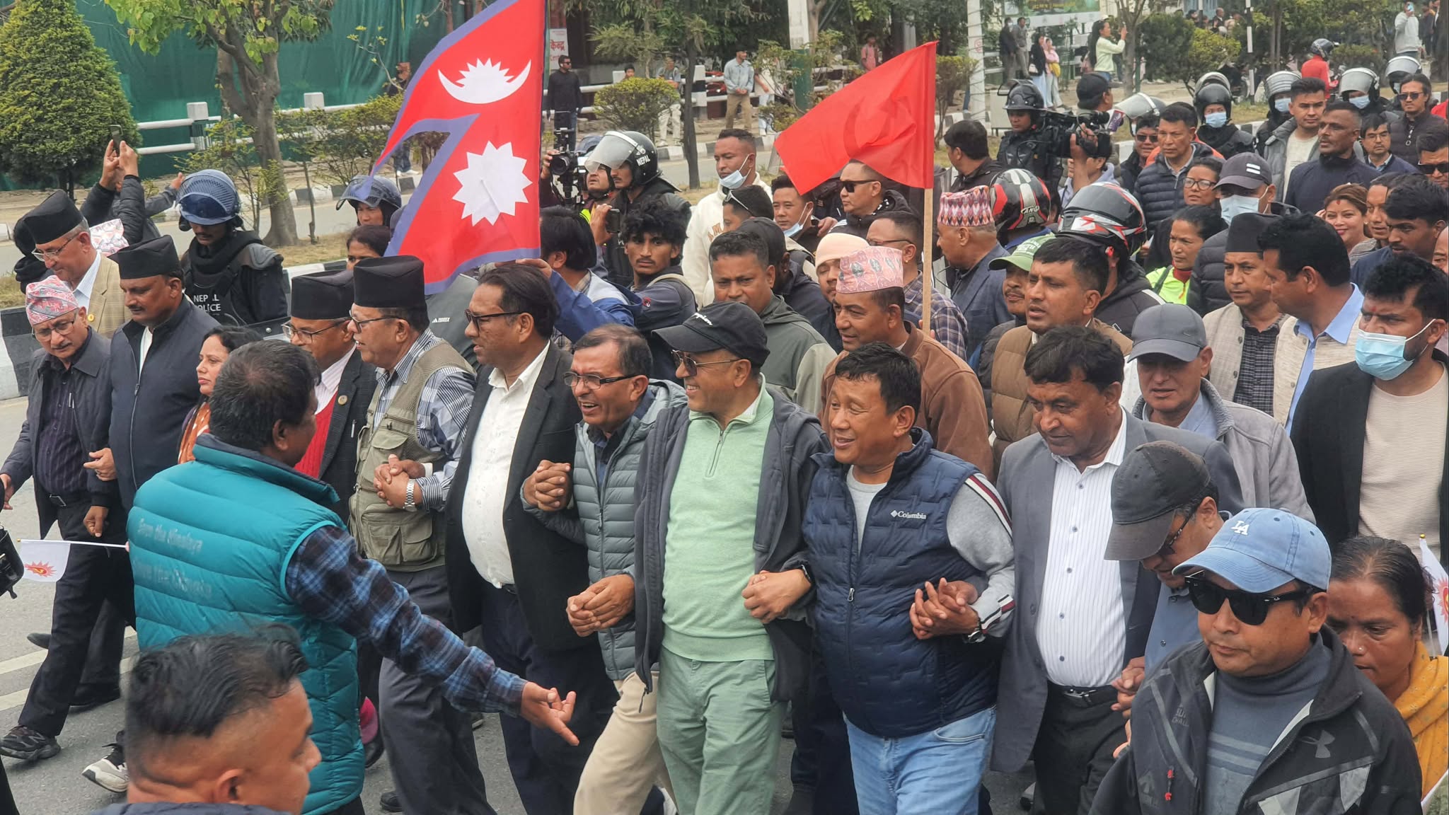 ओली पक्राउको विरोधमा आज पनि एमालेले निकाल्यो र्‍याली