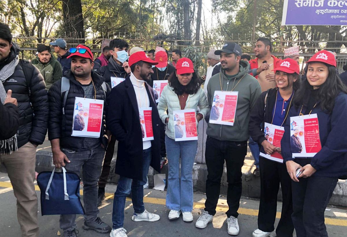 ओलीको निरन्तरता कि बहिर्गमन, के भन्छन् महाधिवेशन प्रतिनिधि ?