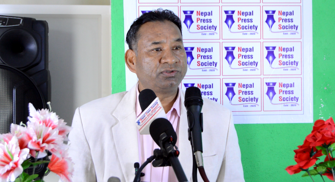 एमालेमा विद्यालाई निषेध गर्न खोज्नु राजनीति माथिको अंकुश हो: कर्ण थापा