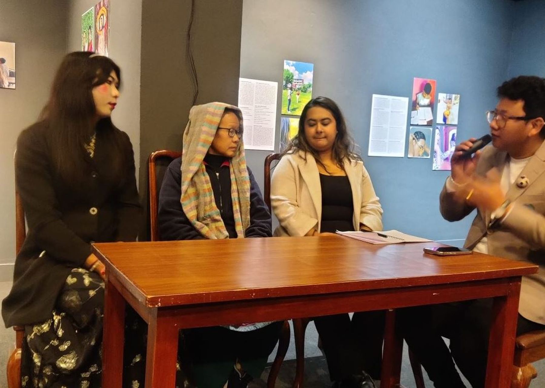 काठमाडौंमा फोटो भ्वाइस प्रदर्शनी