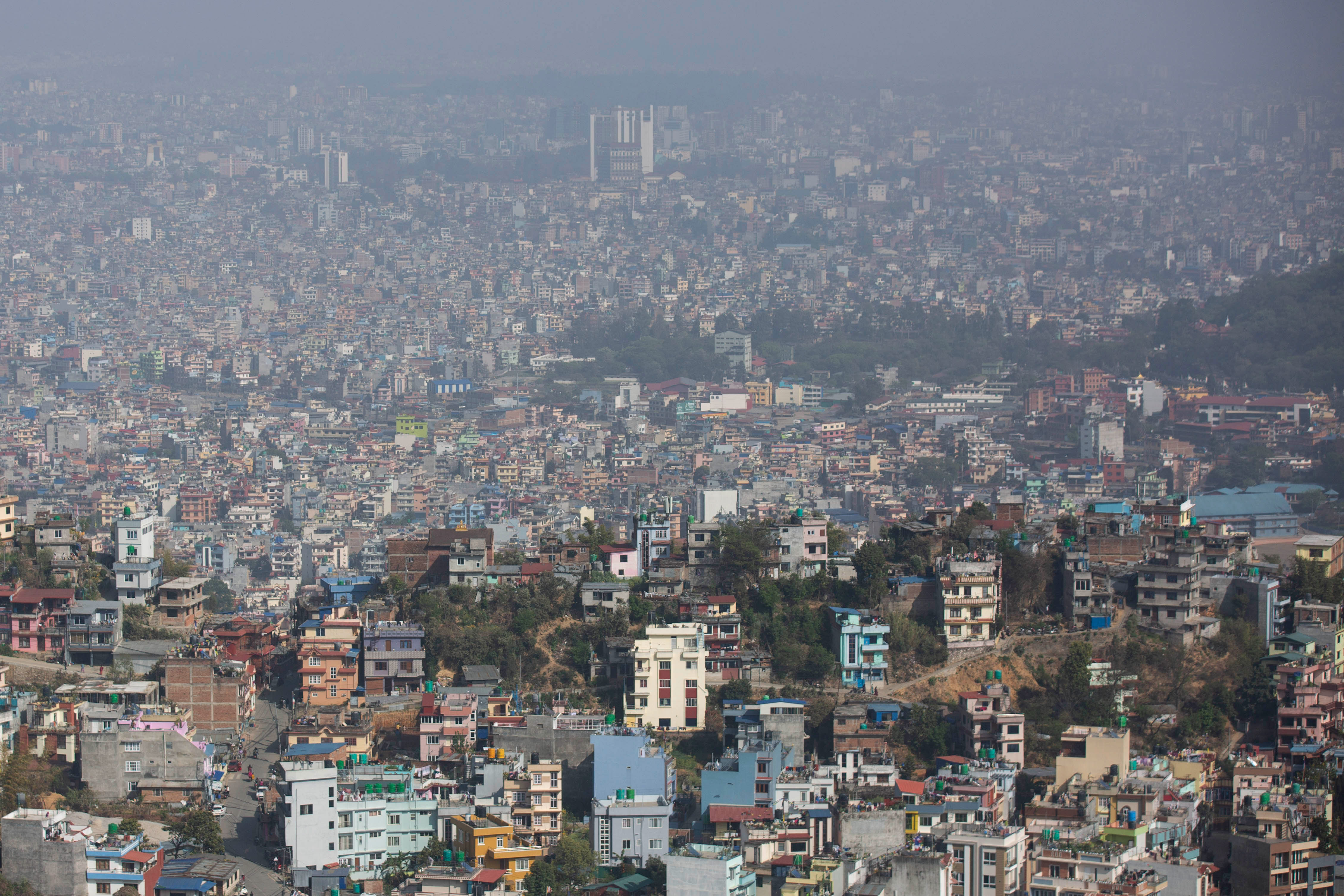 काठमाडौंको वायु गुणस्तरमा सुधार, हल्चोकबाट यस्तो देखियो उपत्यका [तस्वीरहरू]