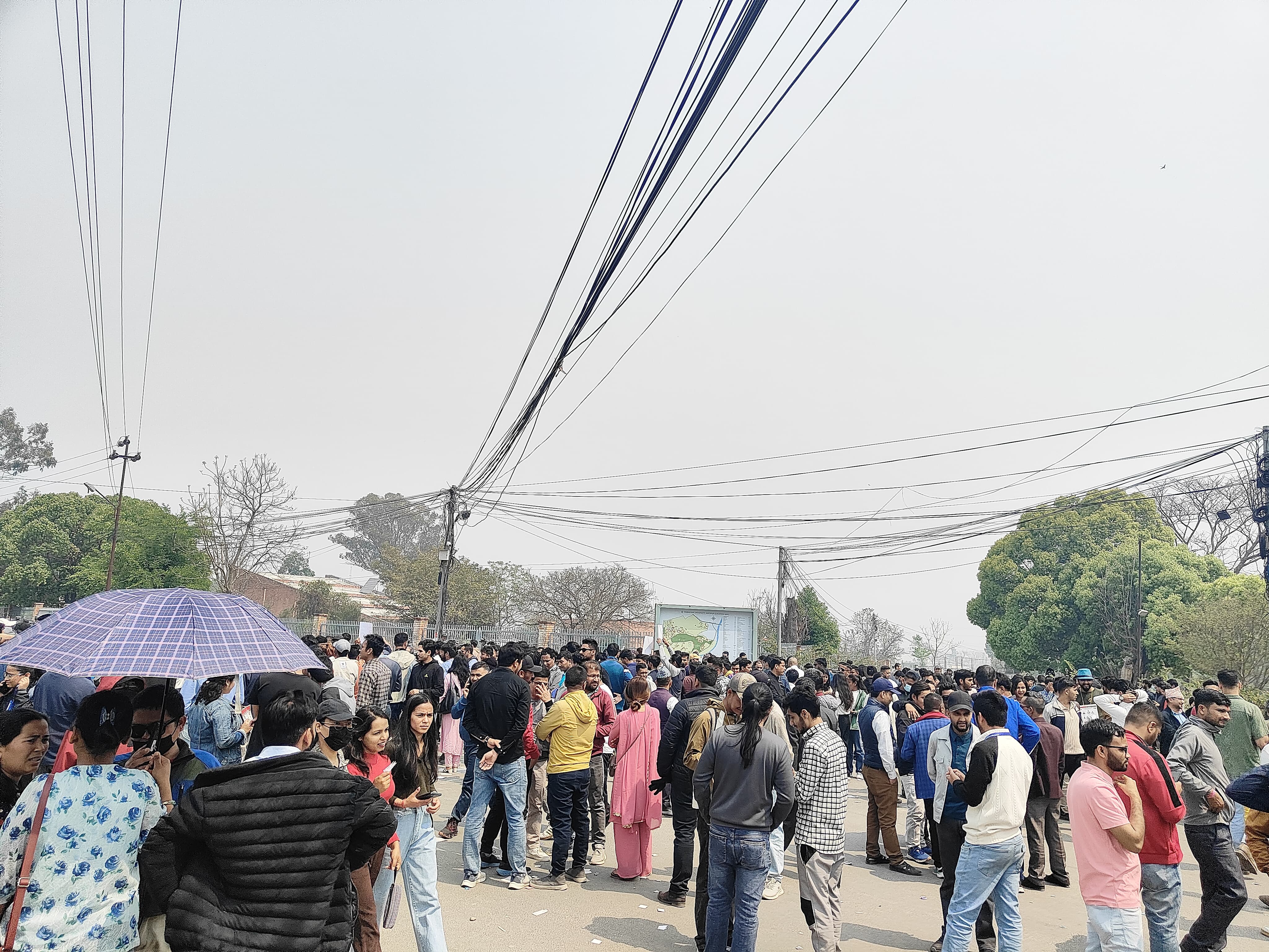 त्रिवि केन्द्रीय क्याम्पसमा अहिलेसम्म खस्याे ८७५ मत, यस्तो छ माहौल (तस्वीरहरू)
