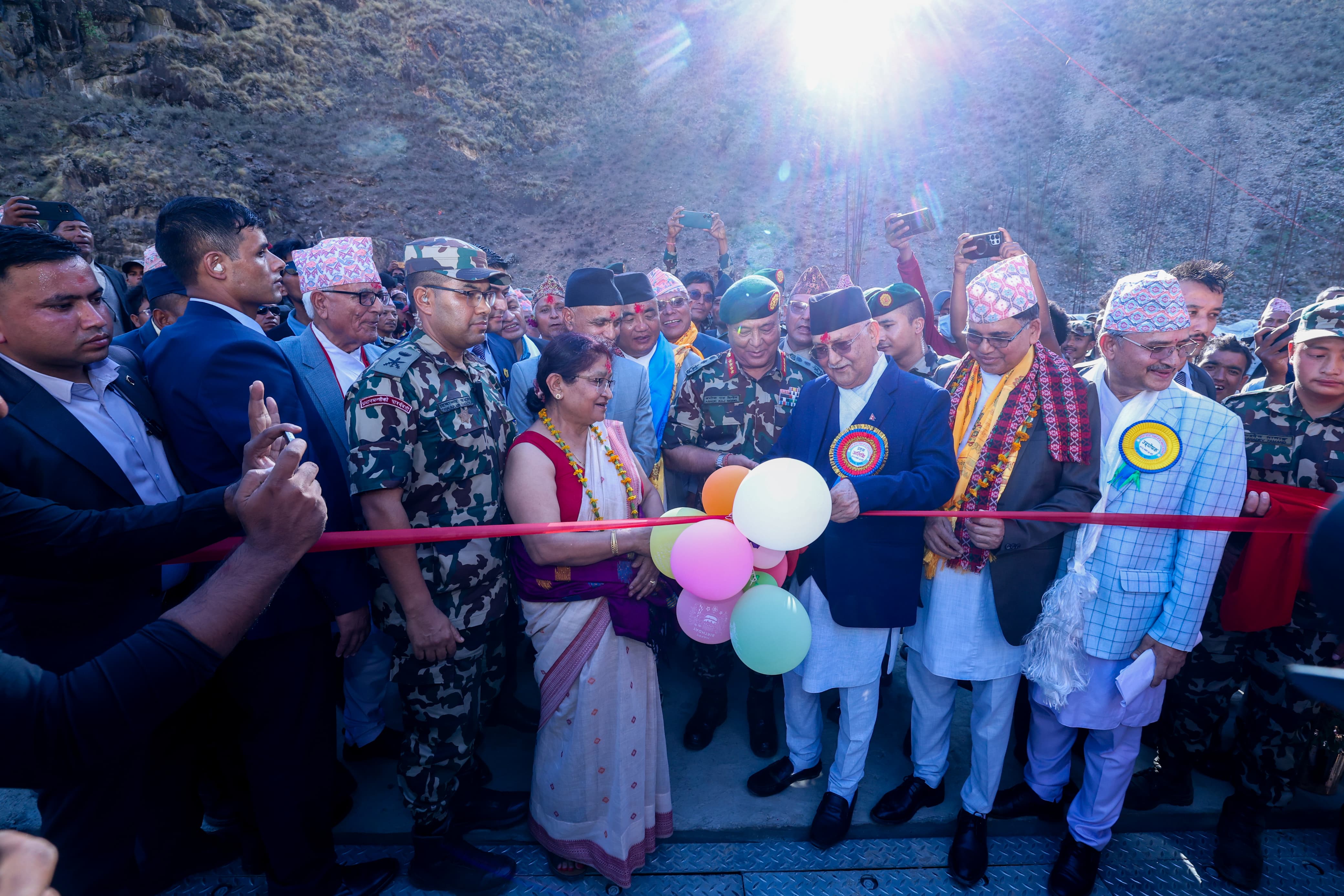 प्रधानमन्त्रीले पुल उद्घाटन गर्दा हुम्लामा जे देखियो... (तस्वीरहरू)