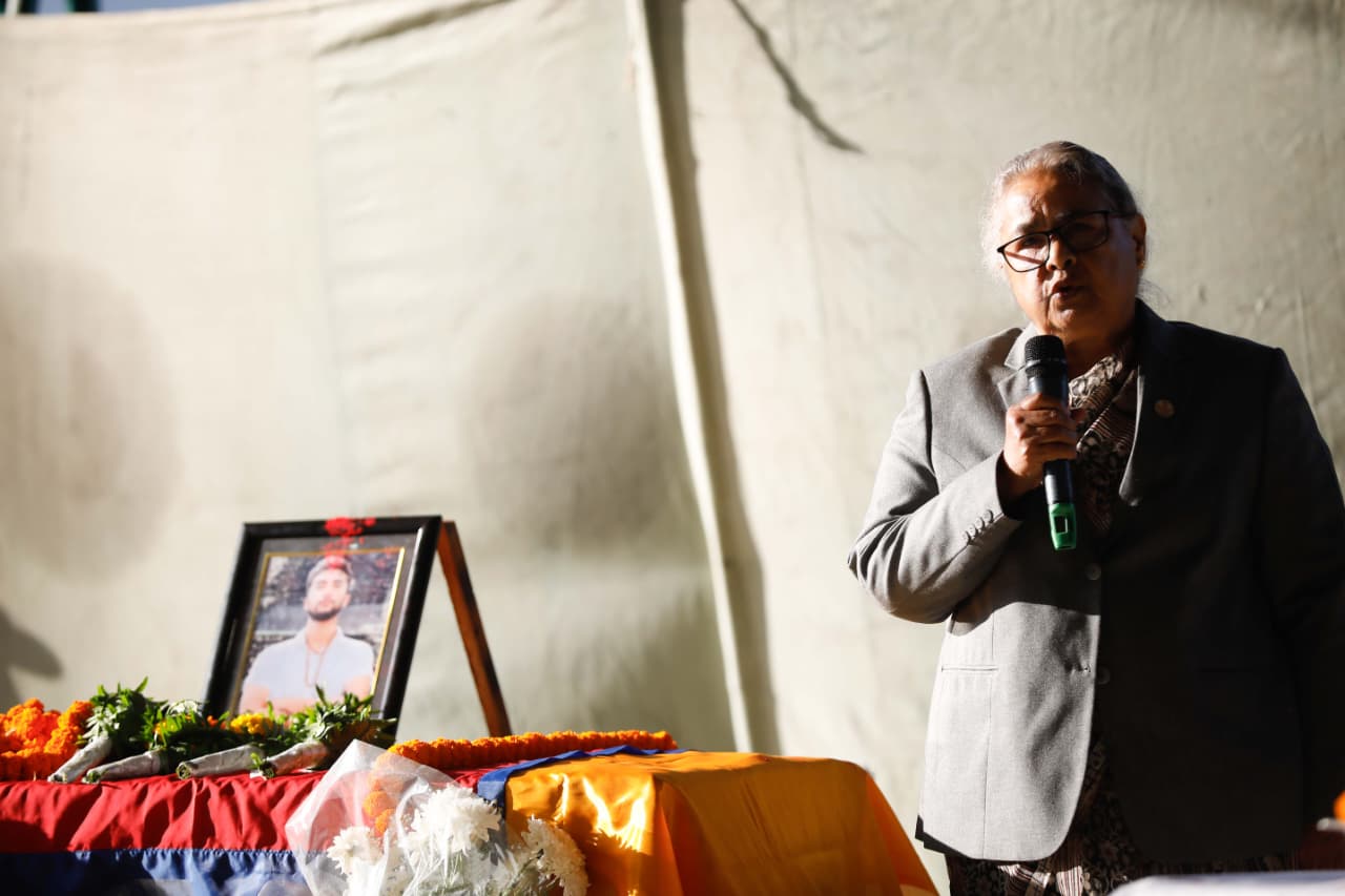 विपिनले कति दुःख भोगे होलान्, कसरी मारिए होलान्, सोच्दा पनि कहाली लाग्छ : प्रधानमन्त्री कार्की