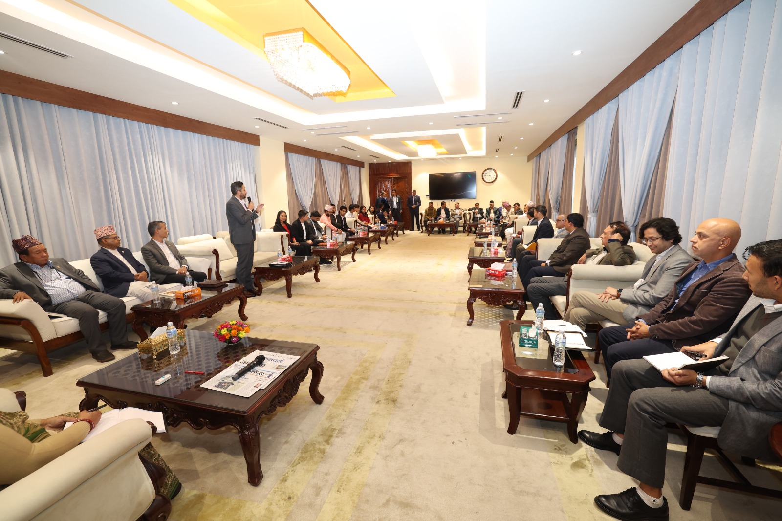 बालुवाटारमा सरकार, दल र जेन–जीबीच छलफल सुरु