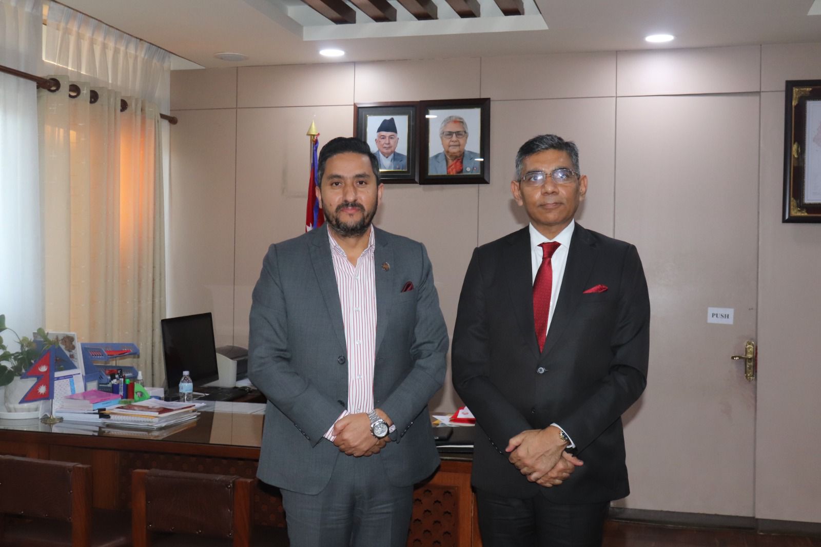 सञ्चारमन्त्री खरेलसँग भारतीय अतिरिक्त सचिवको शिष्टाचार भेट